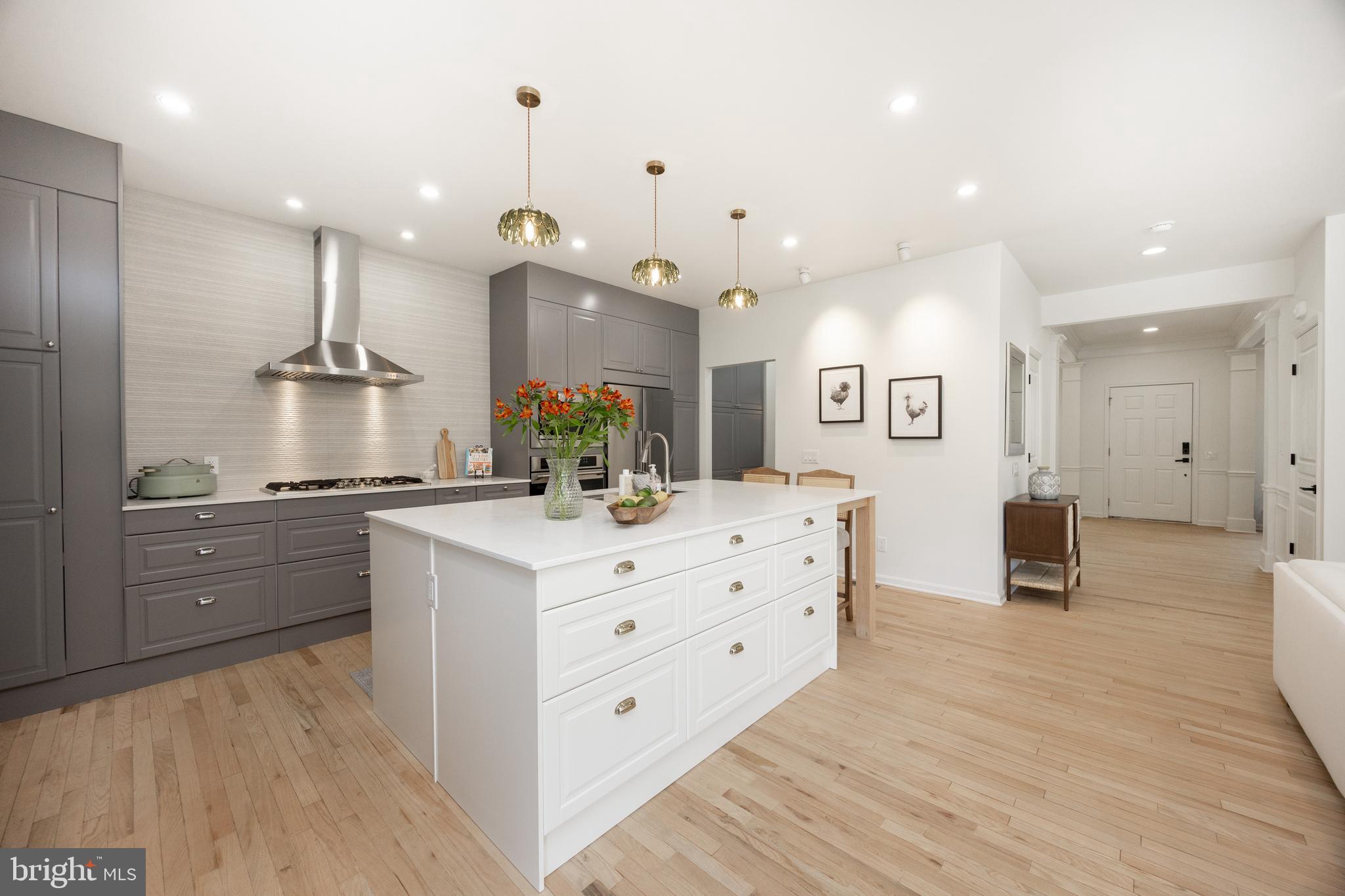 WINDSOR RIDGE - Residential