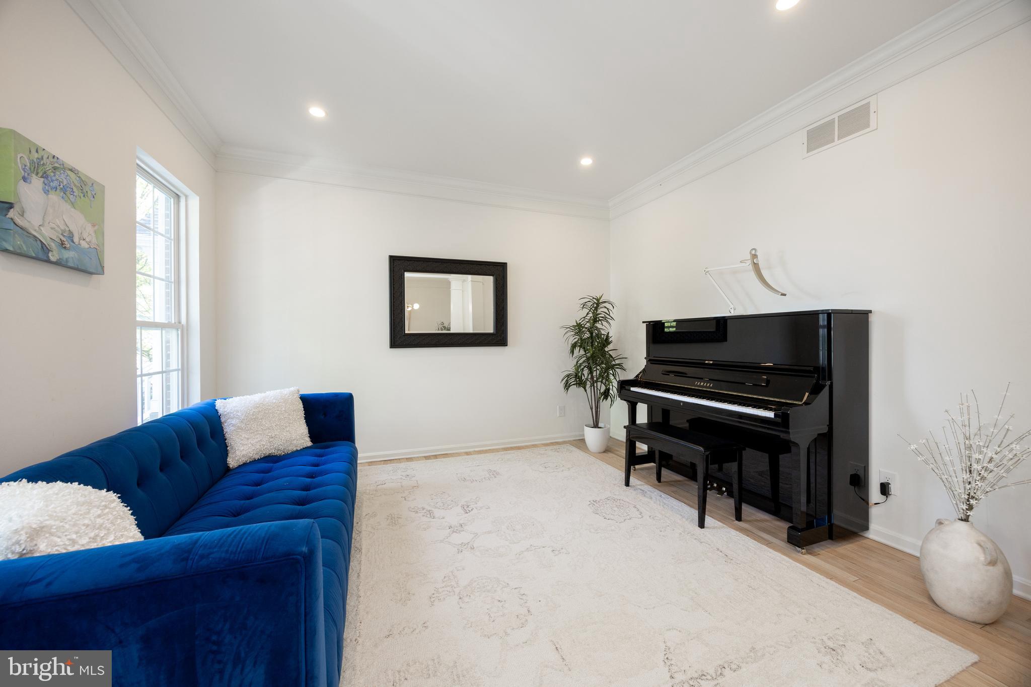 WINDSOR RIDGE - Residential