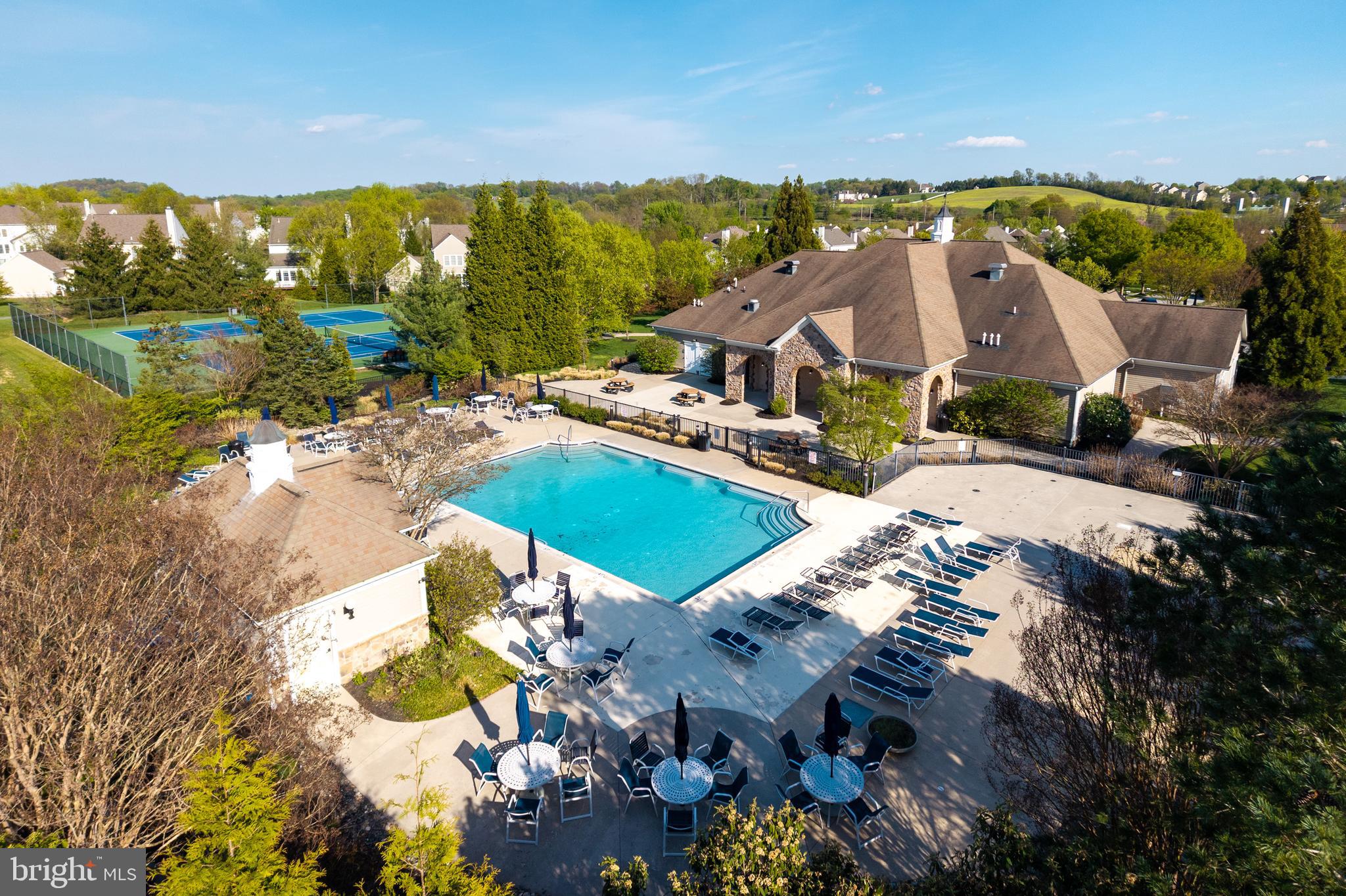WINDSOR RIDGE - Residential