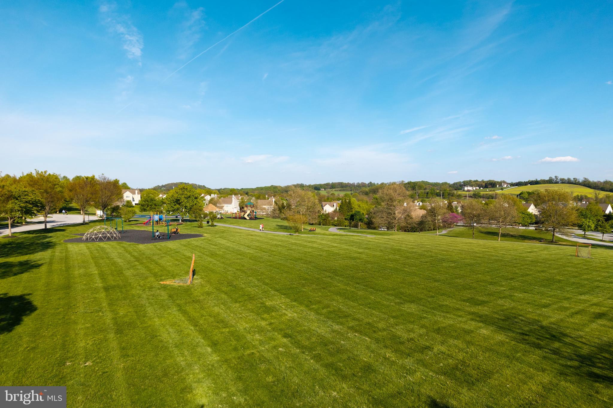 WINDSOR RIDGE - Residential