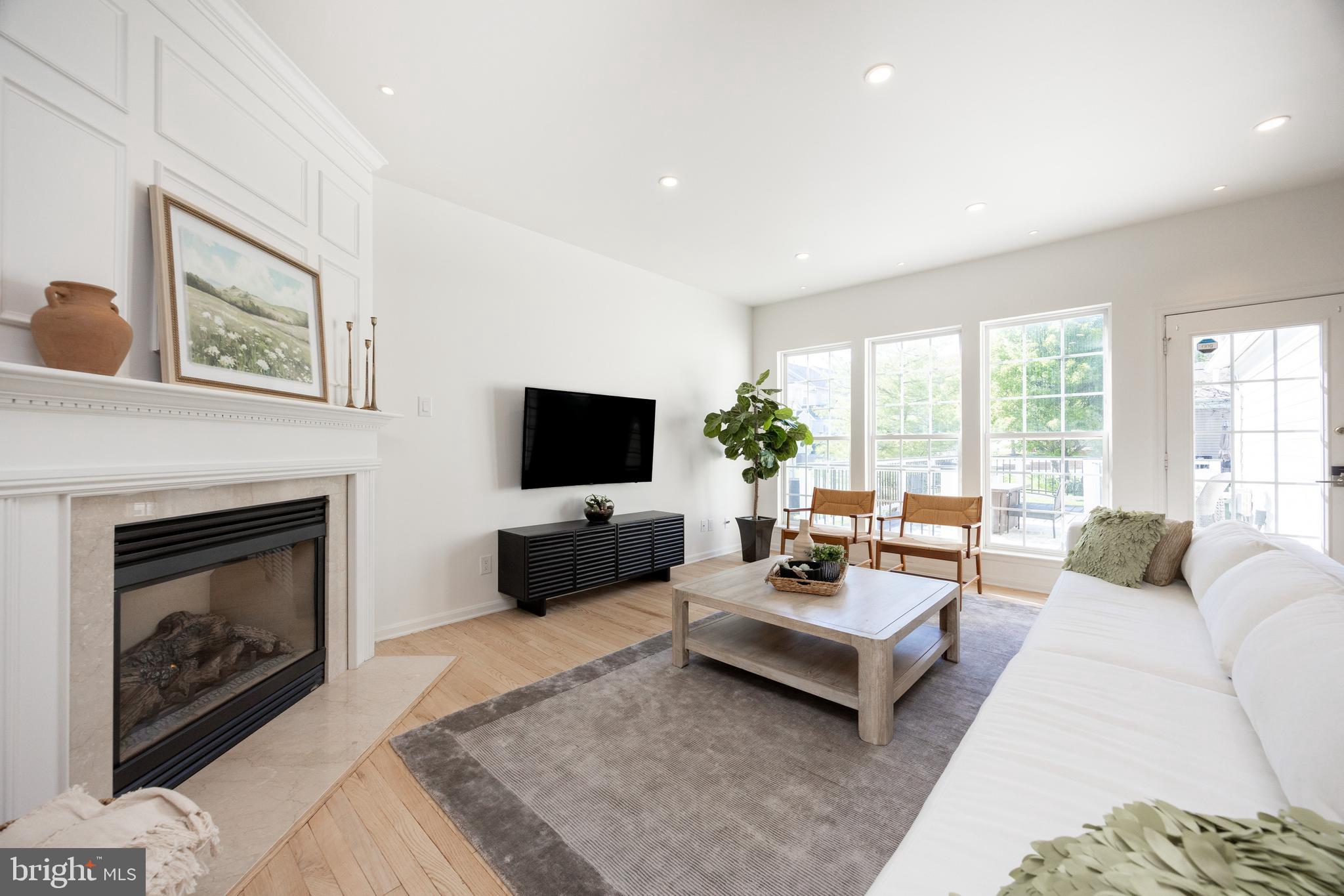 WINDSOR RIDGE - Residential
