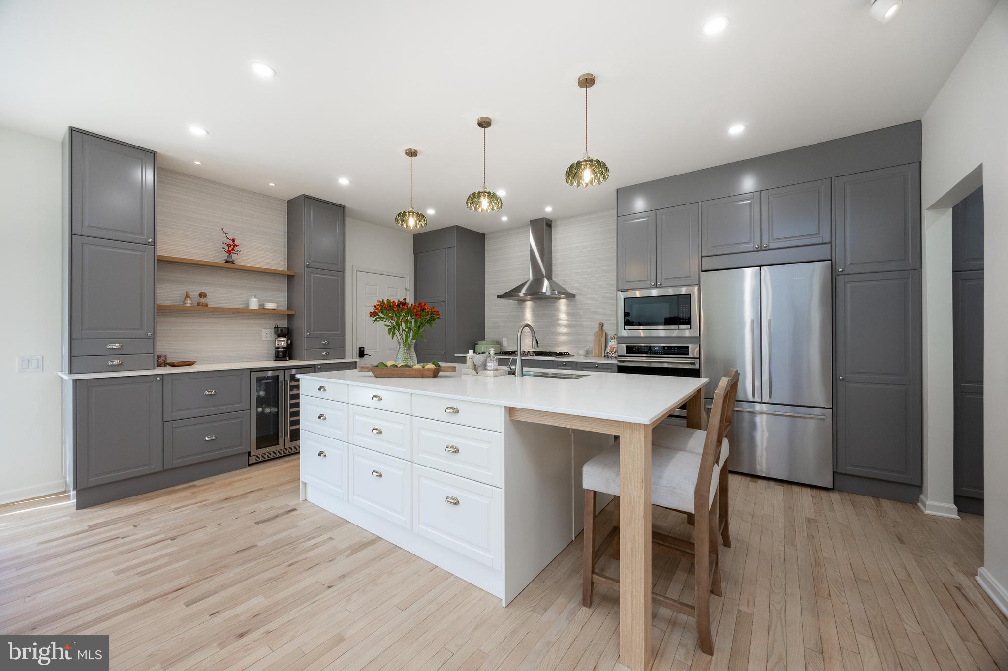 WINDSOR RIDGE - Residential