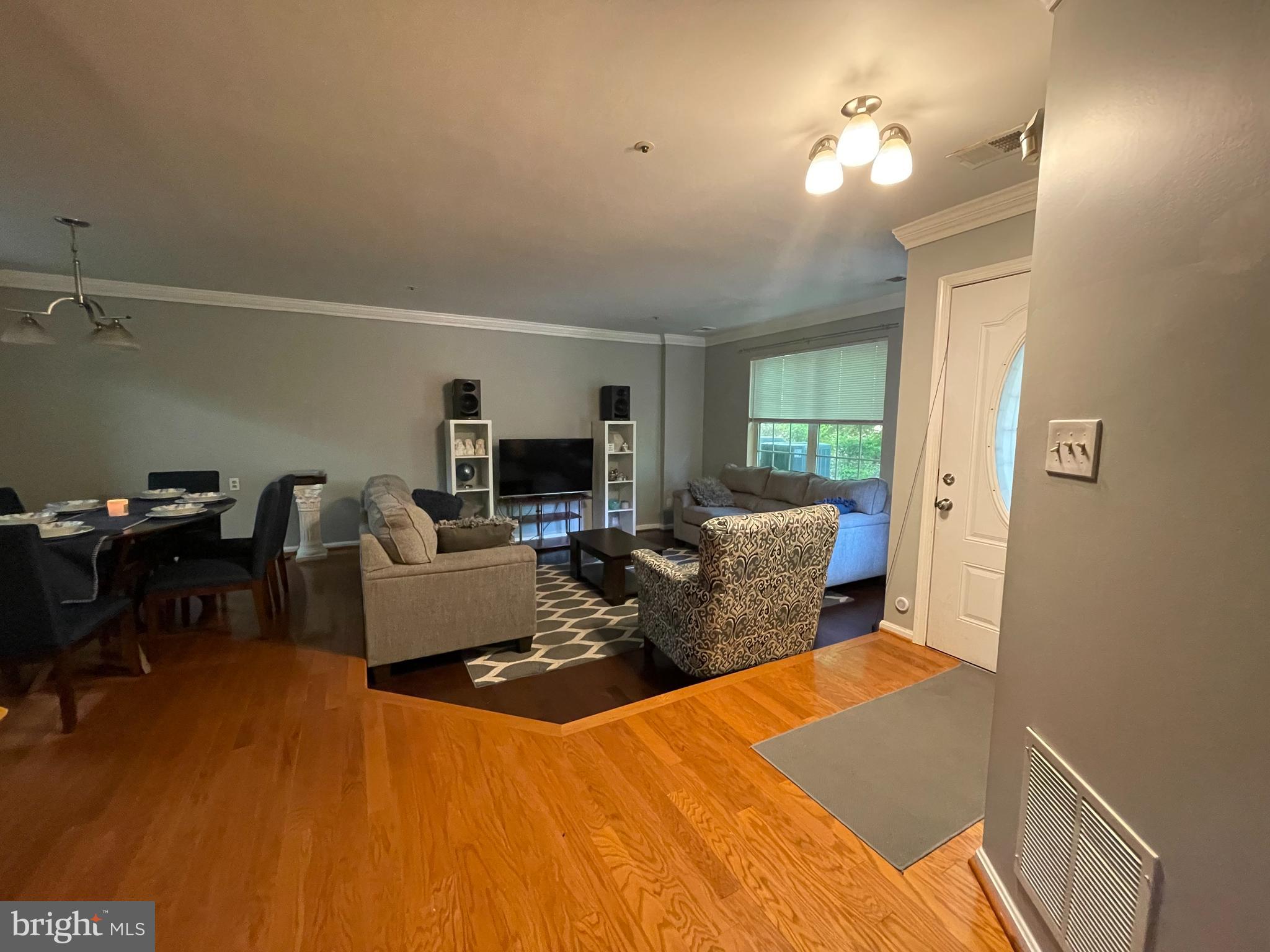 GLENSFORD CONDO - Residential