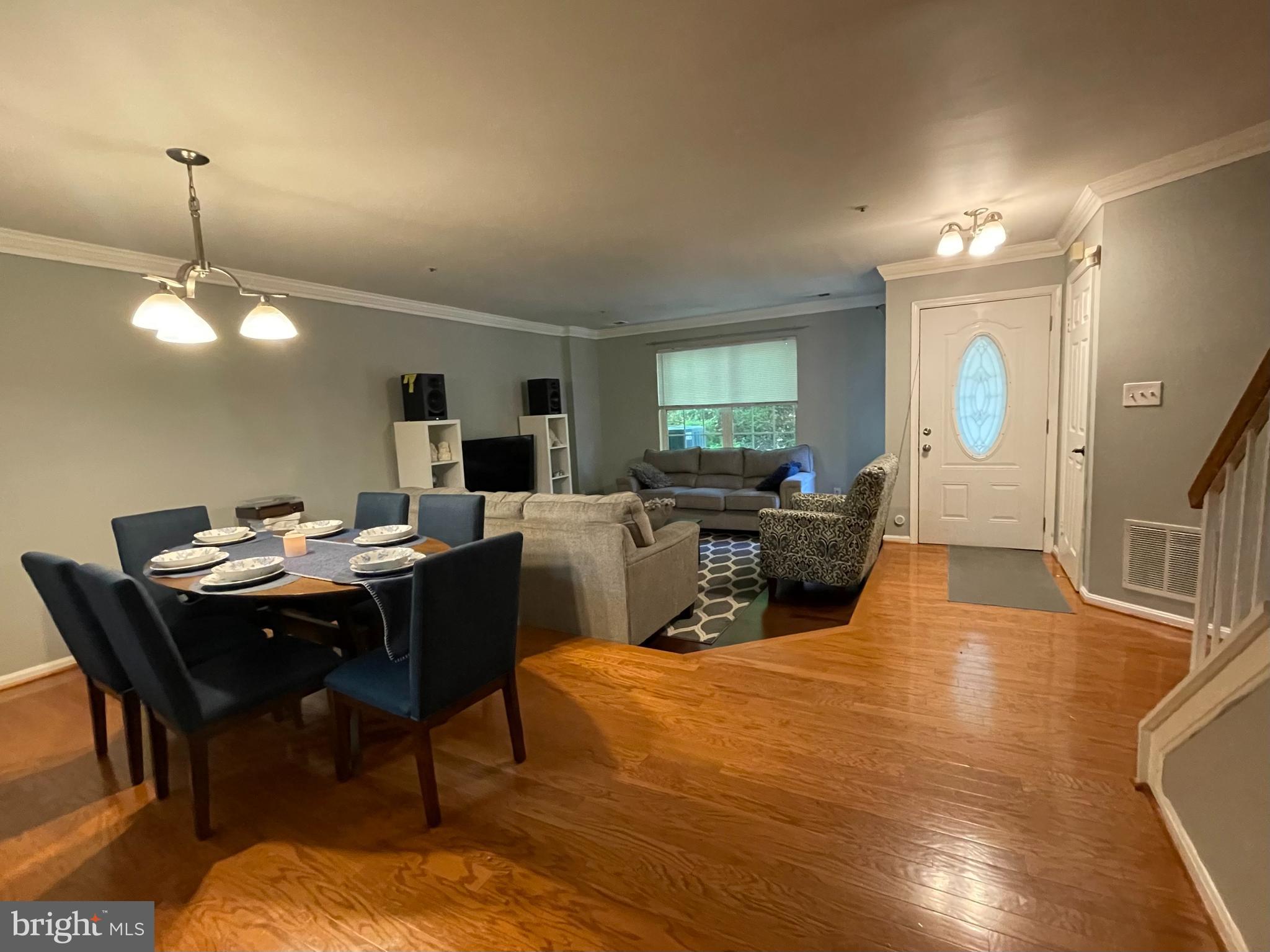 GLENSFORD CONDO - Residential