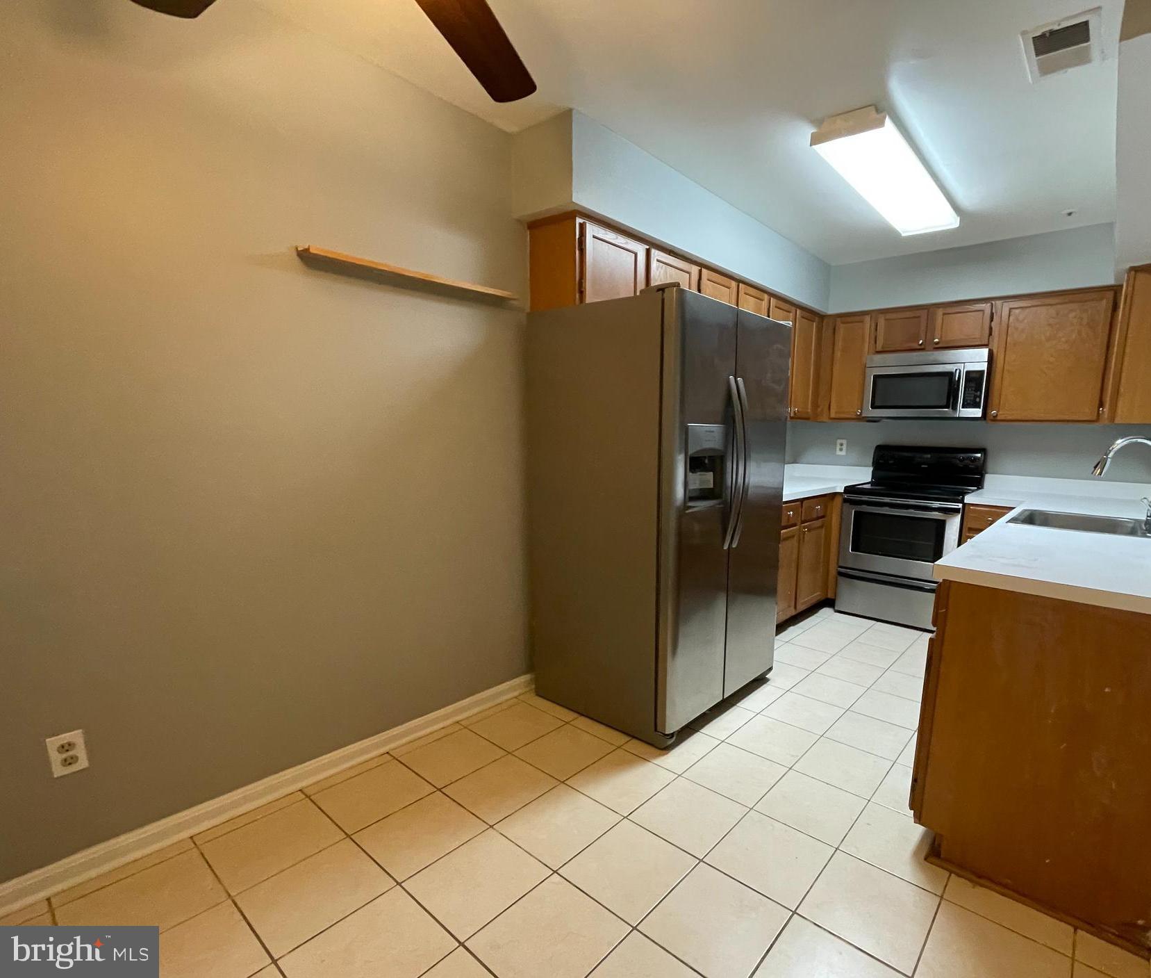 GLENSFORD CONDO - Residential