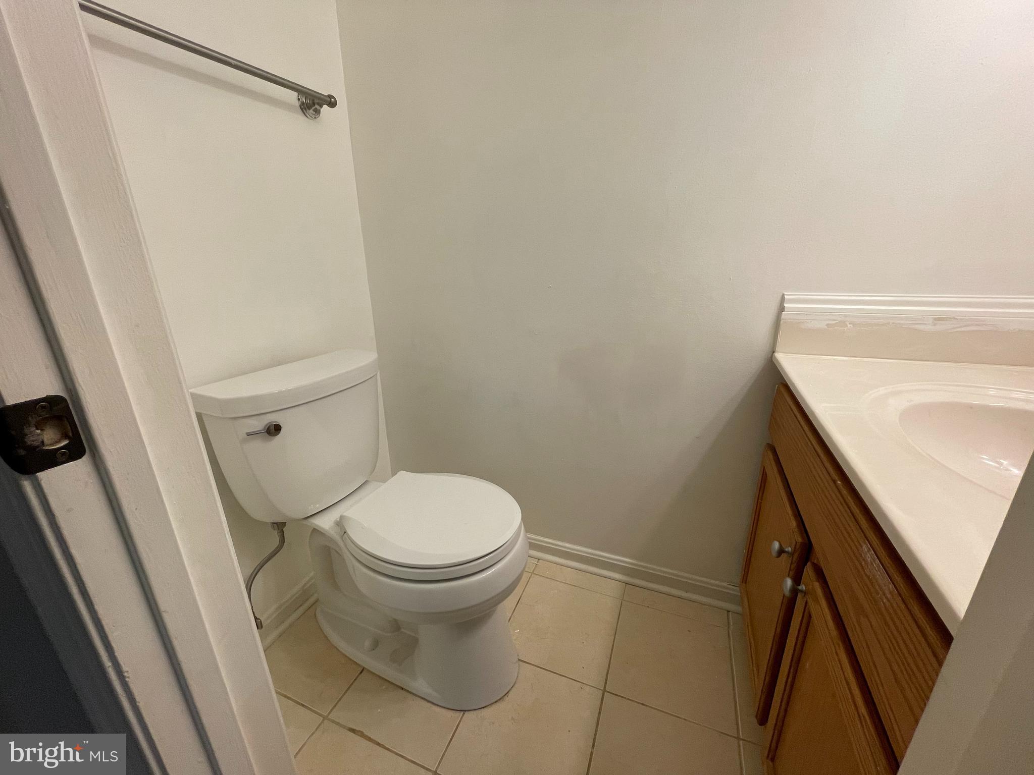 GLENSFORD CONDO - Residential