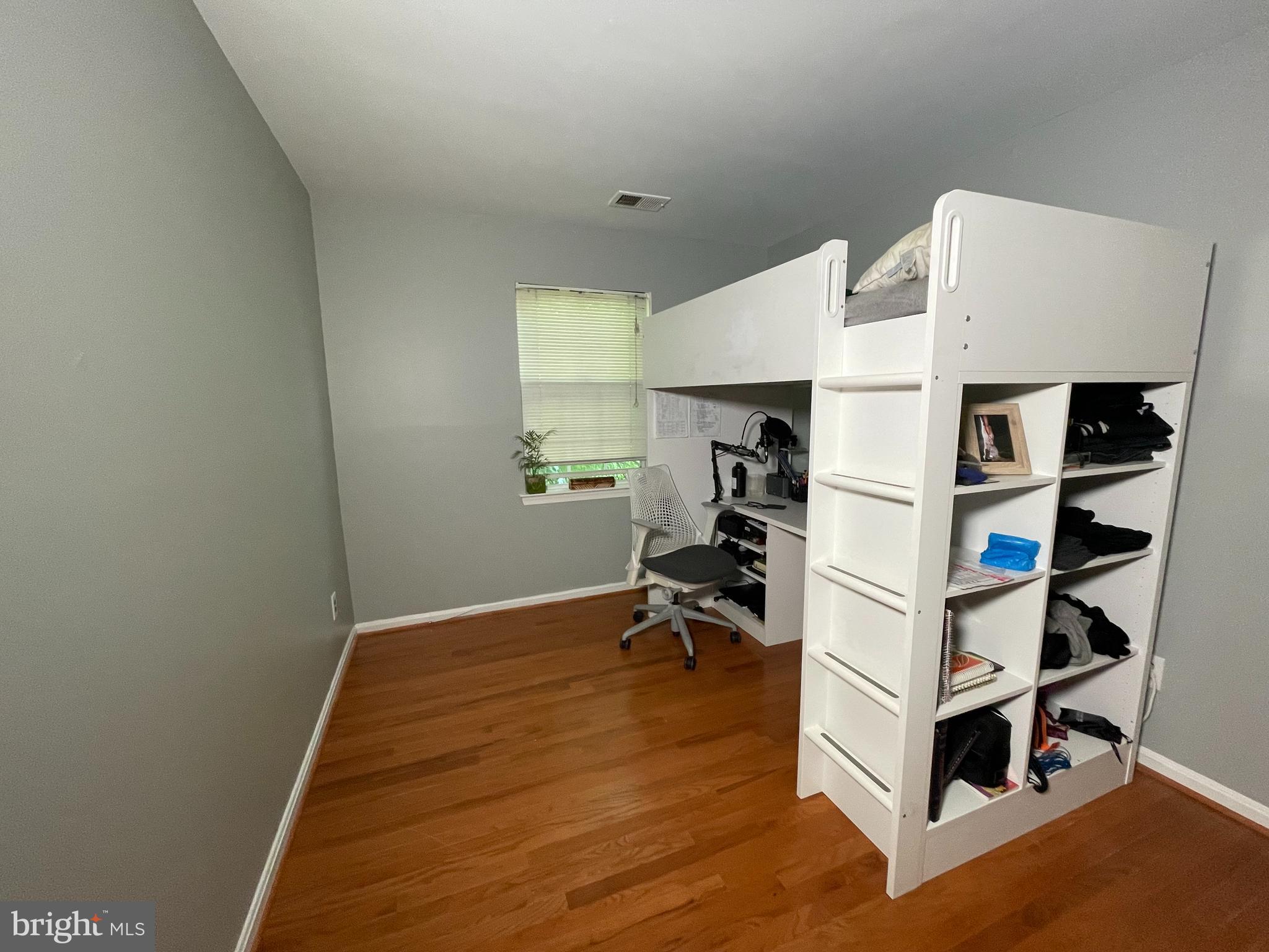 GLENSFORD CONDO - Residential