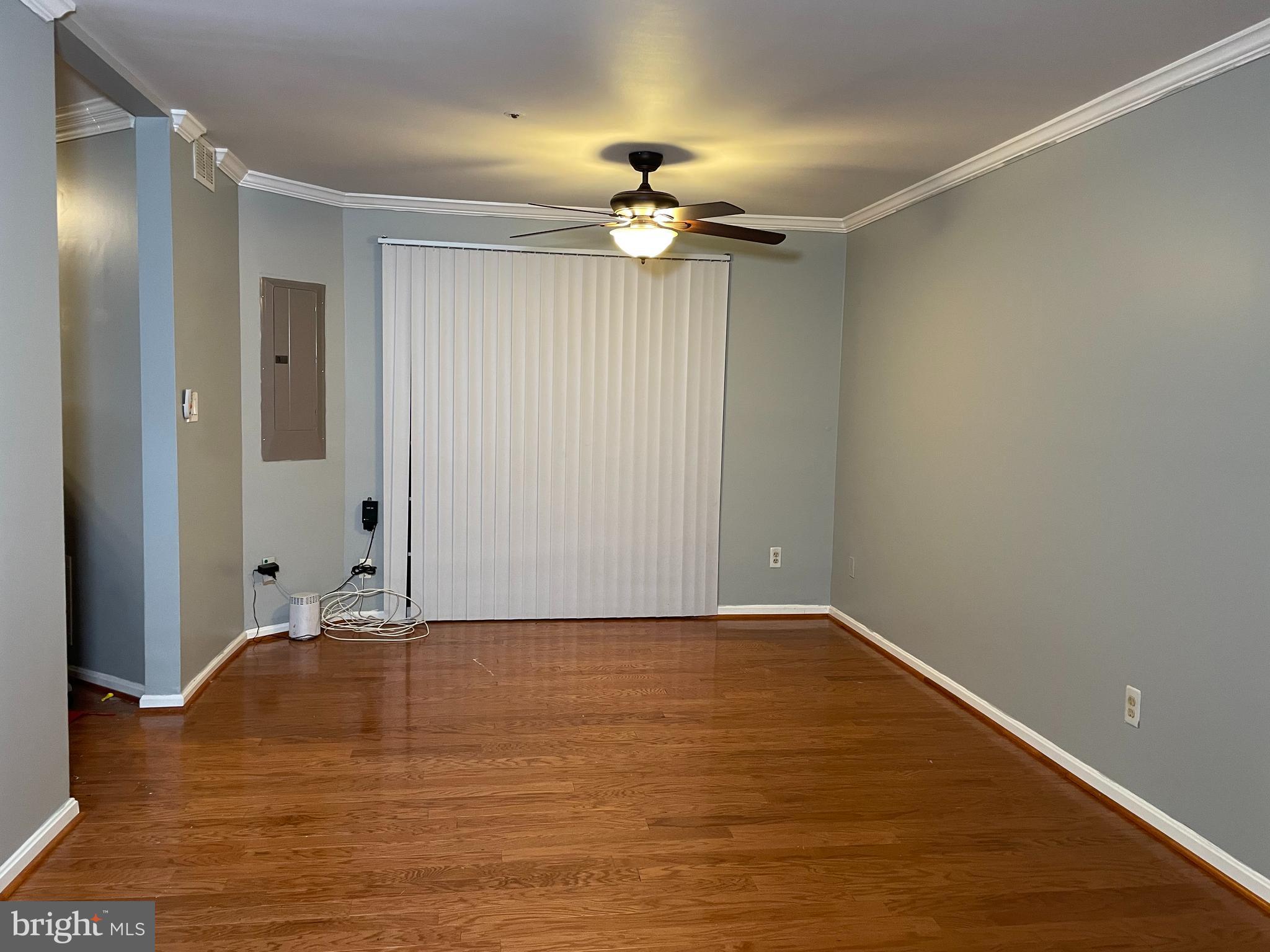 GLENSFORD CONDO - Residential