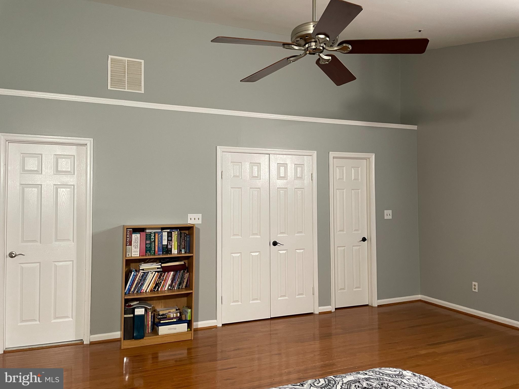 GLENSFORD CONDO - Residential