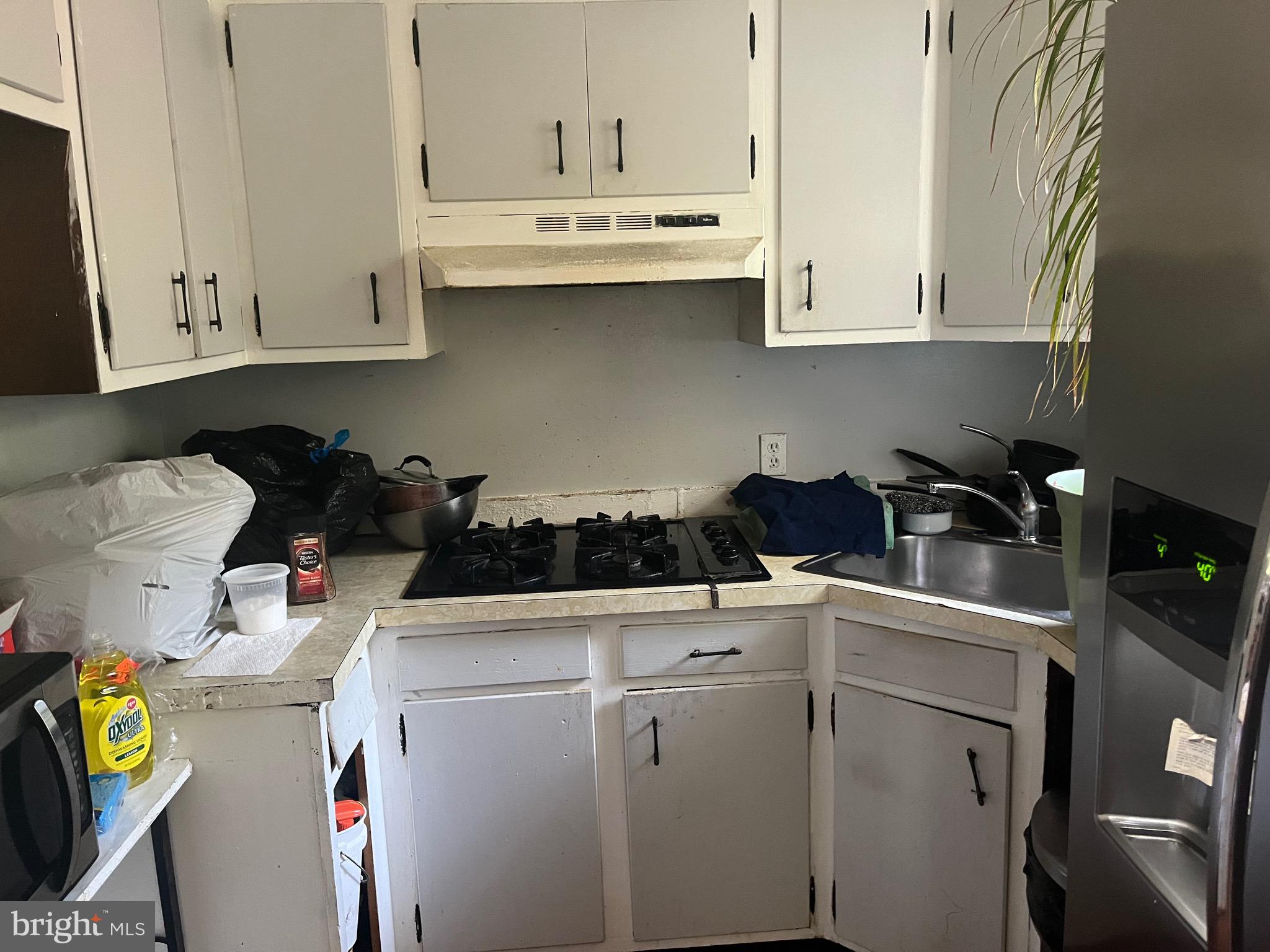 QUEENS CHAPEL MANOR - Residential