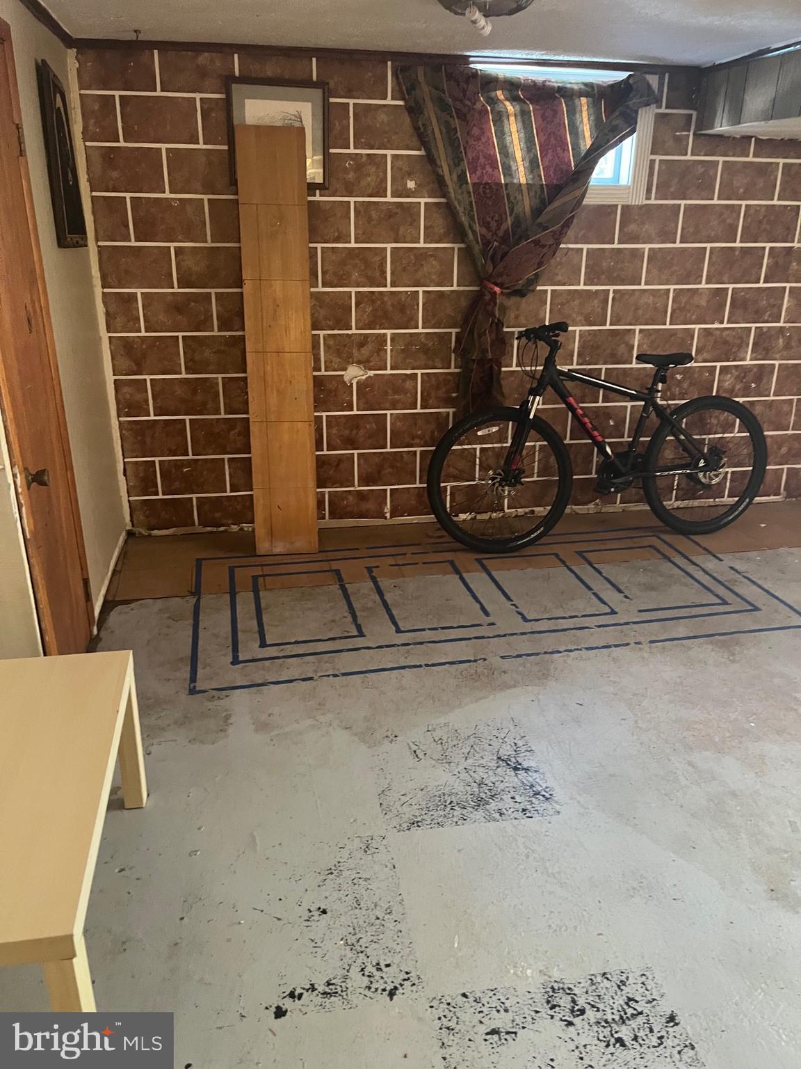 QUEENS CHAPEL MANOR - Residential