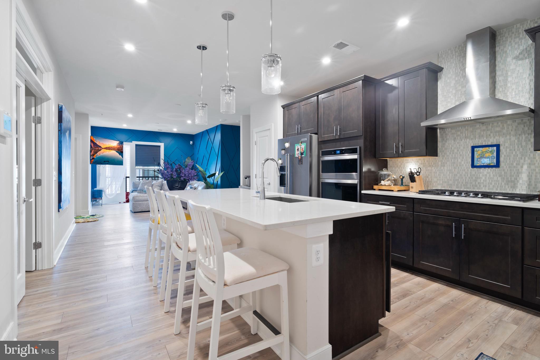 102 SAINT IVES PLACE