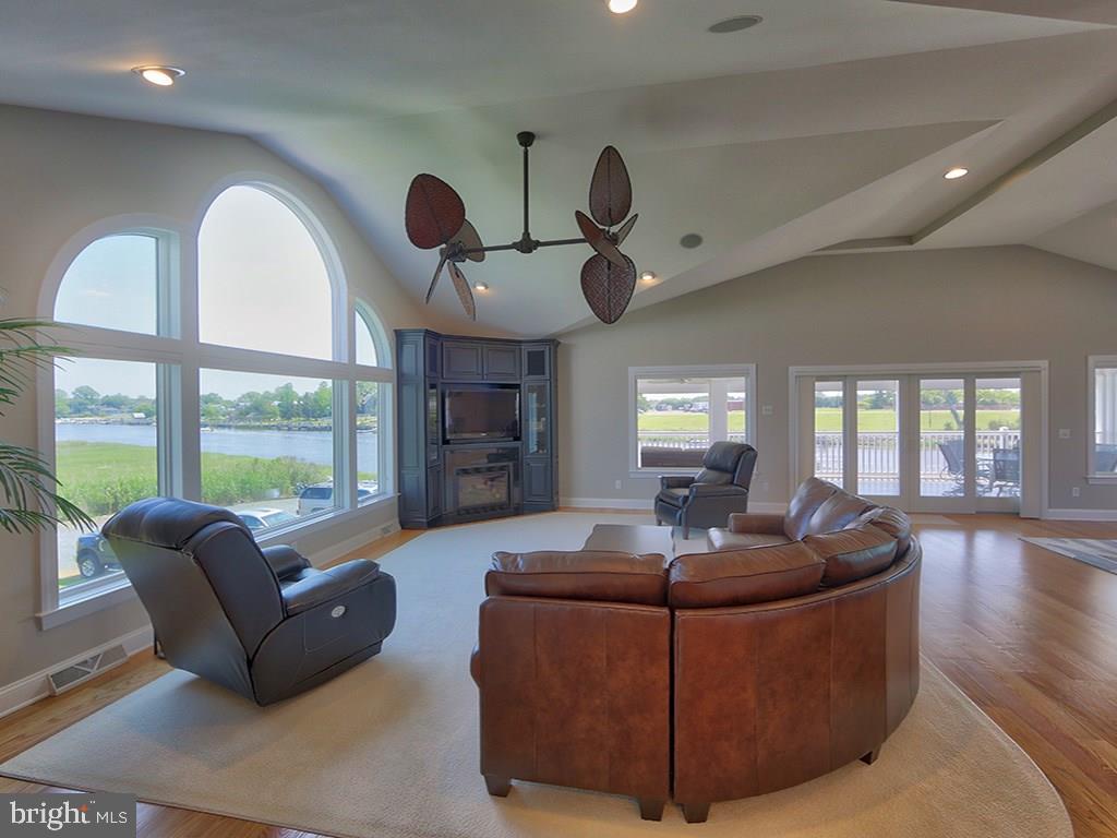 LEWES BEACH - Residential