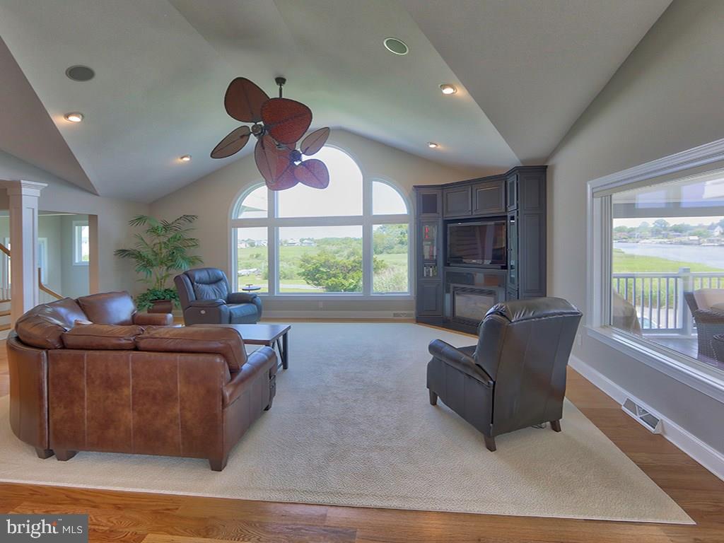 LEWES BEACH - Residential