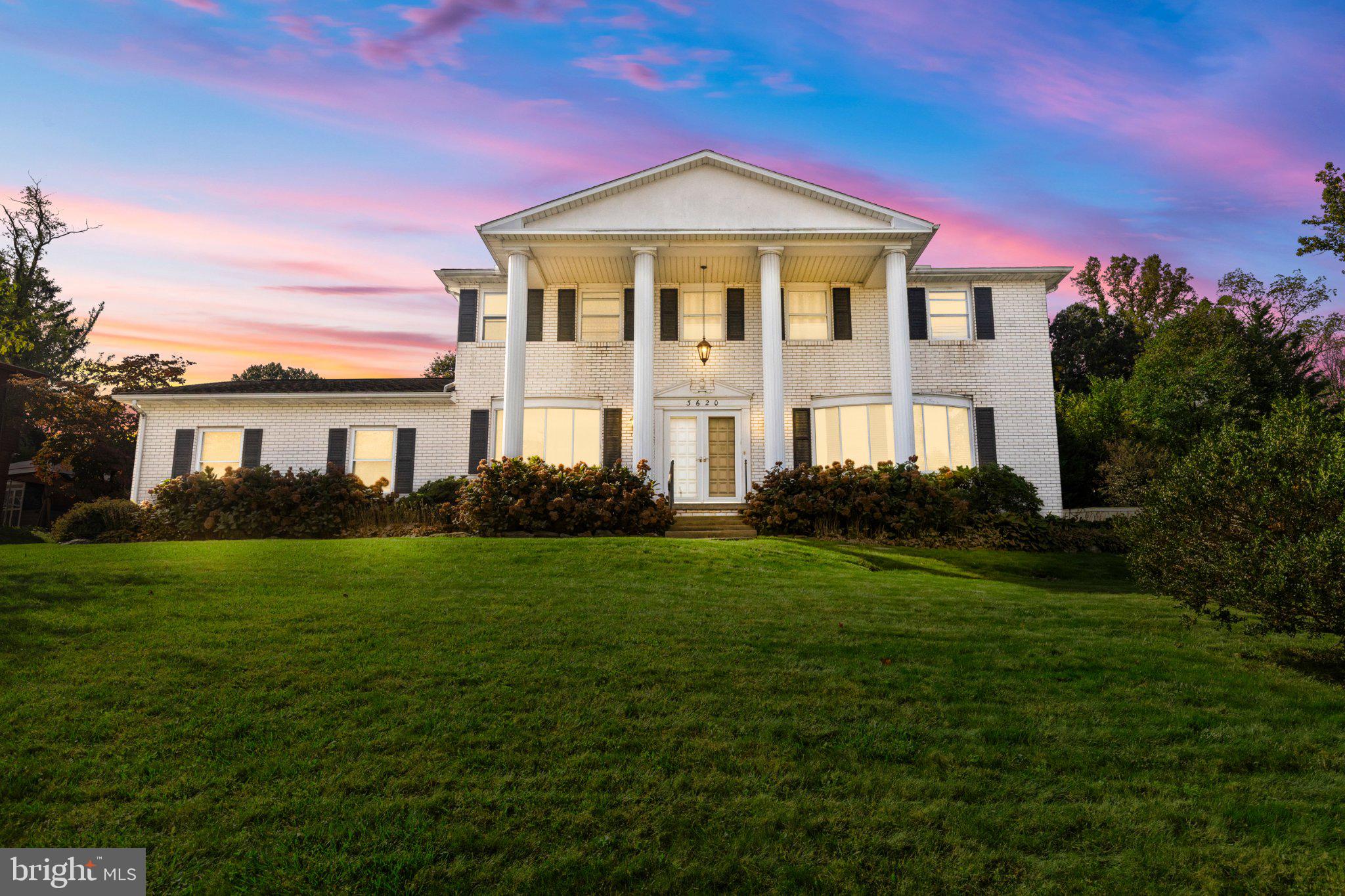 3620 CAYUGA LANE