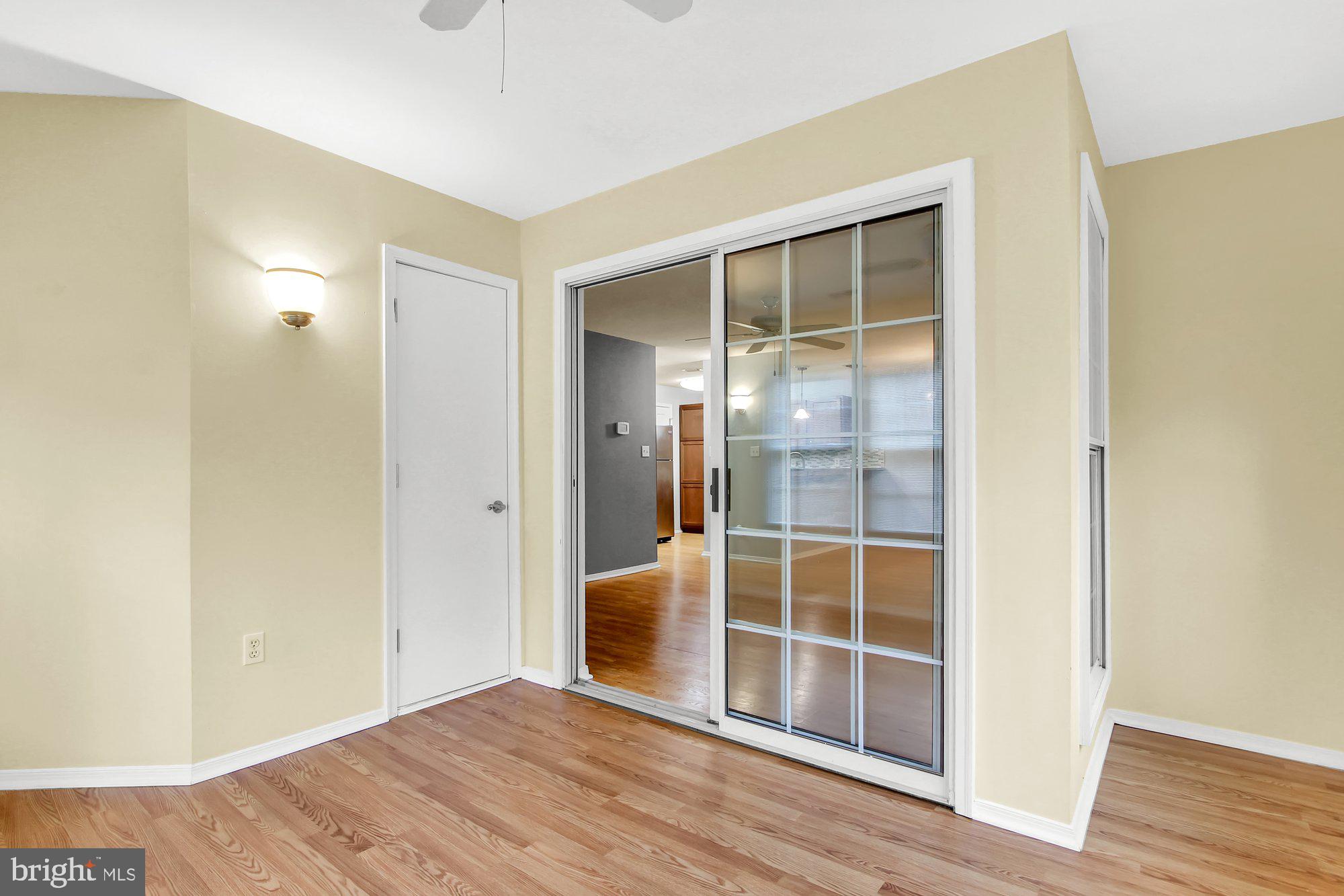 ENGLISH COUNTRY MANOR - Residential Lease