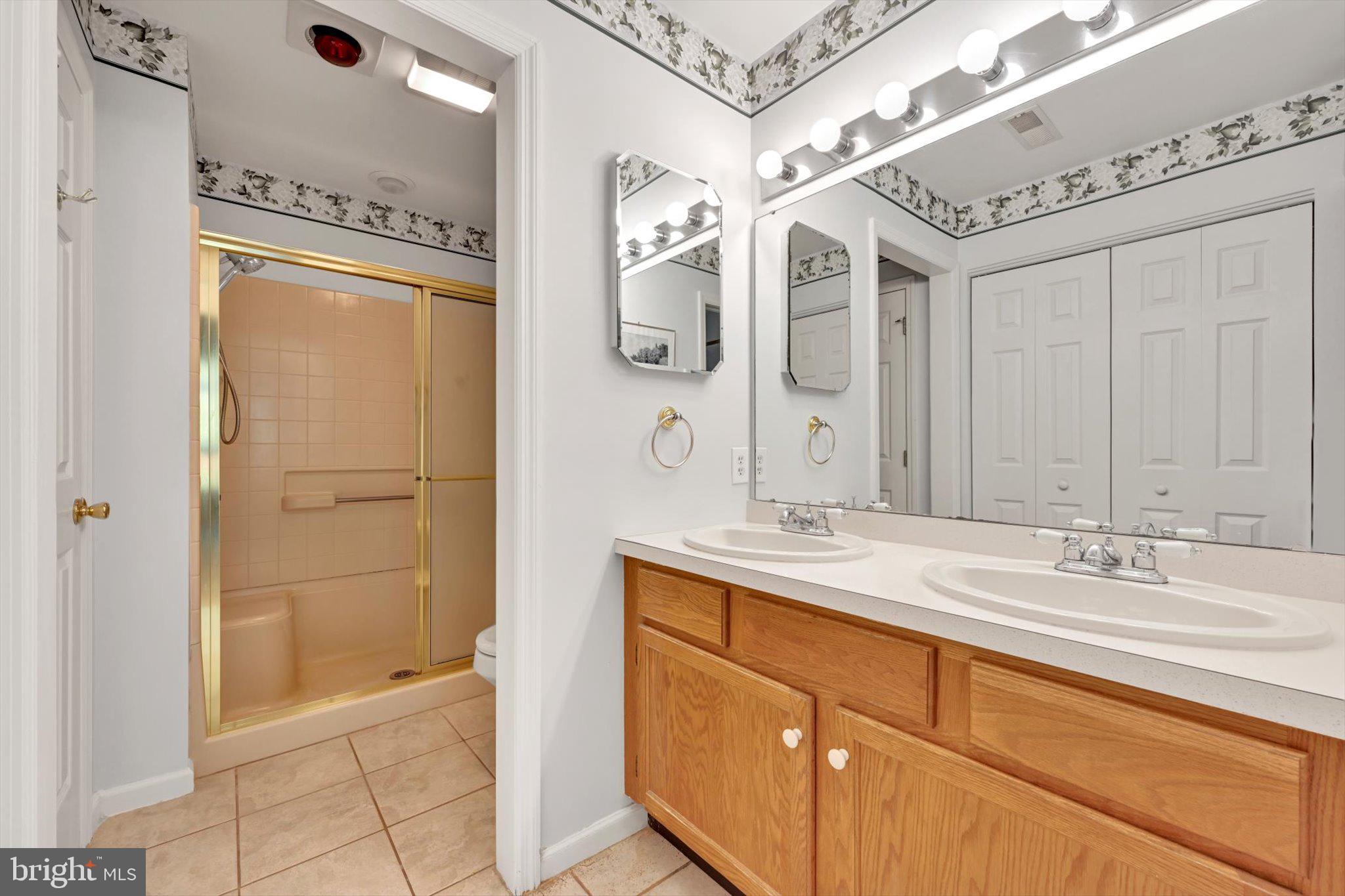 SPRING RIDGE - Residential