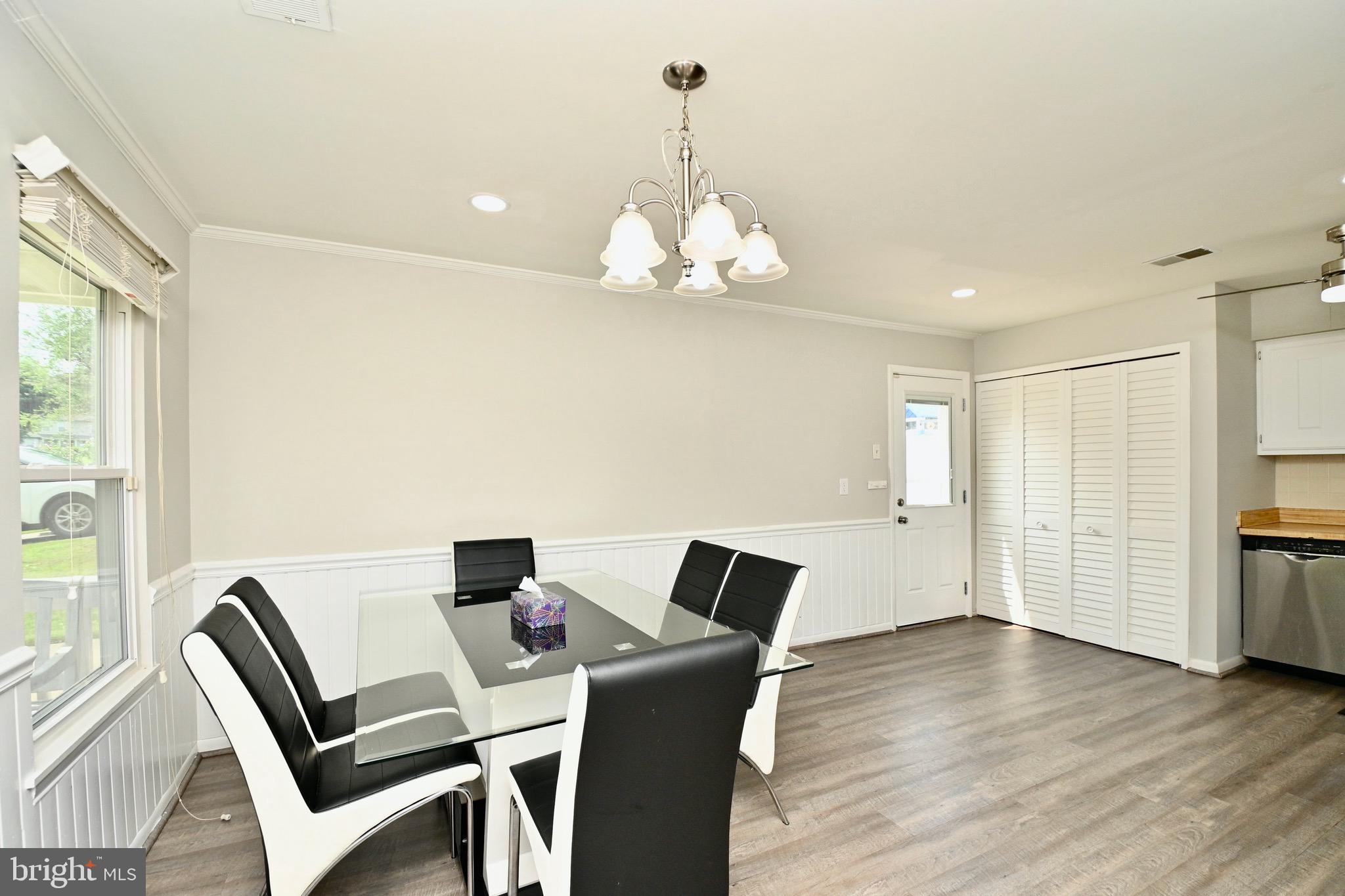 DALE CITY - Residential