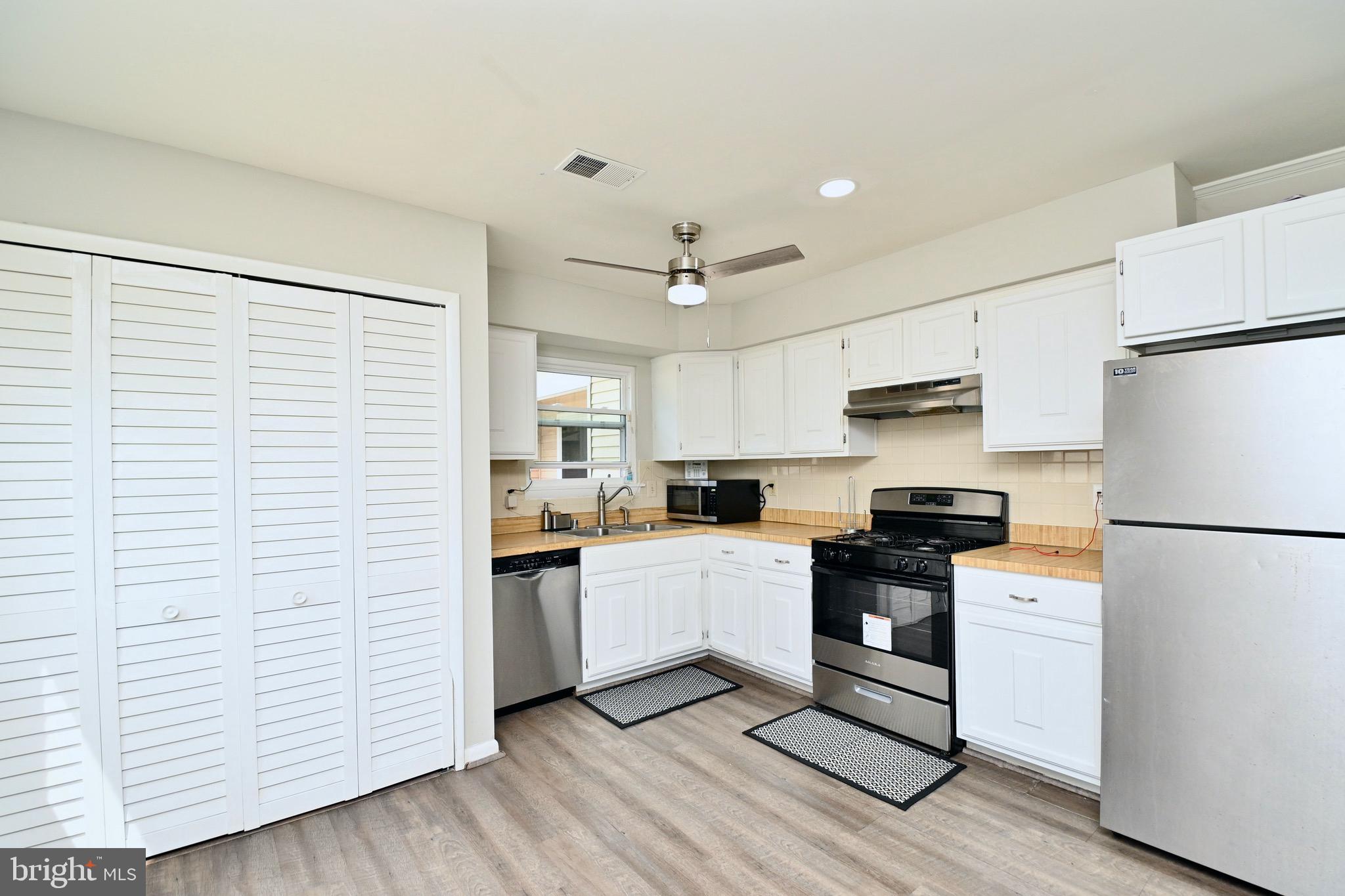 DALE CITY - Residential