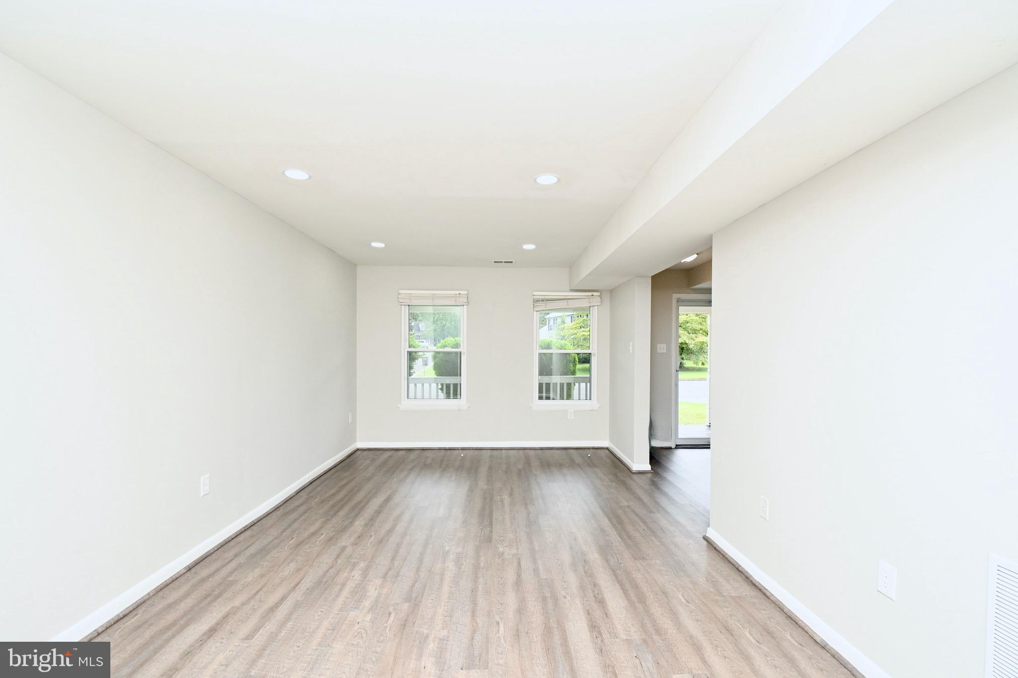 DALE CITY - Residential