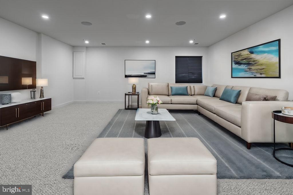 GREENLEIGH AT CROSSROADS - Residential