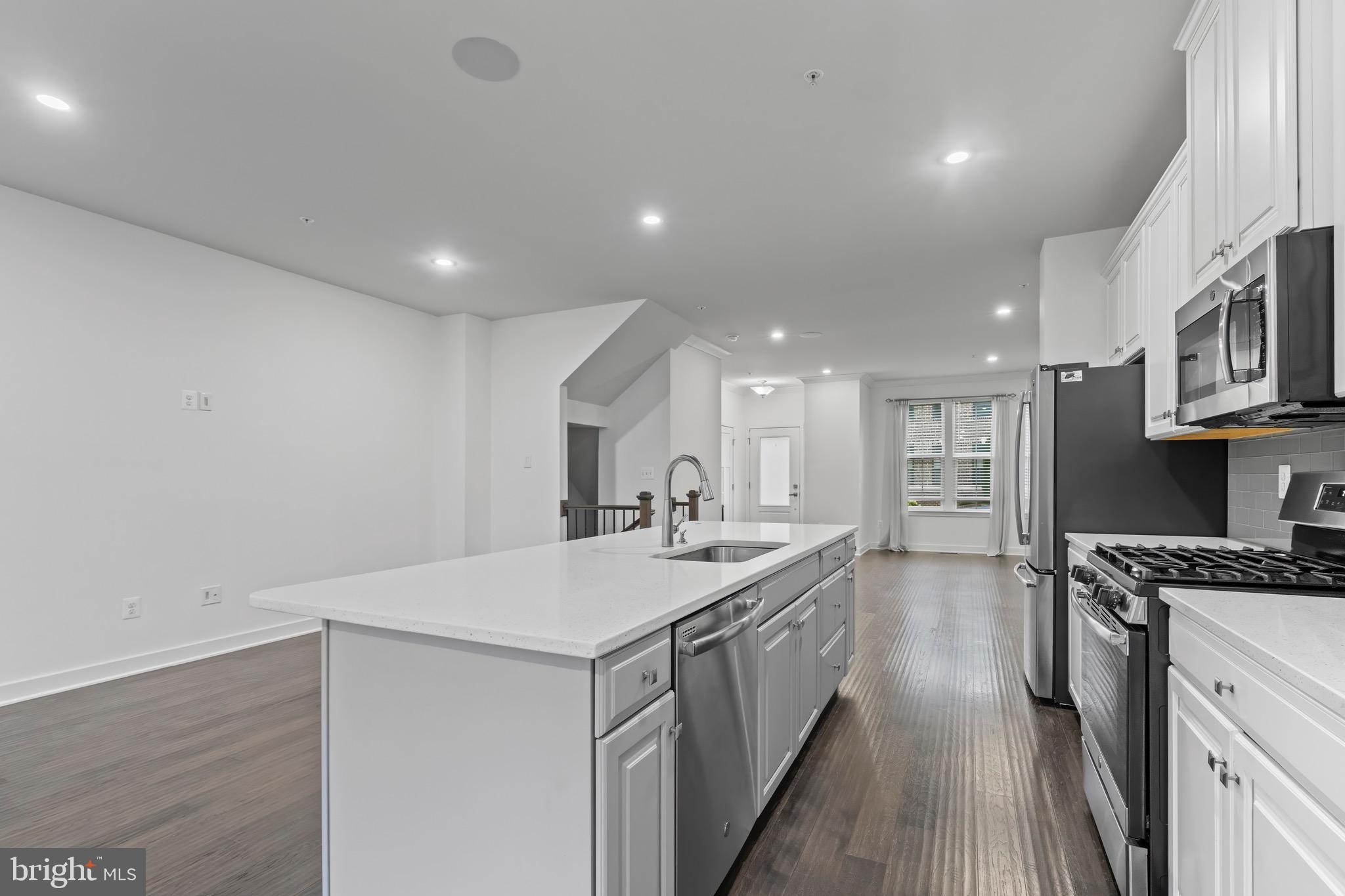 GREENLEIGH AT CROSSROADS - Residential