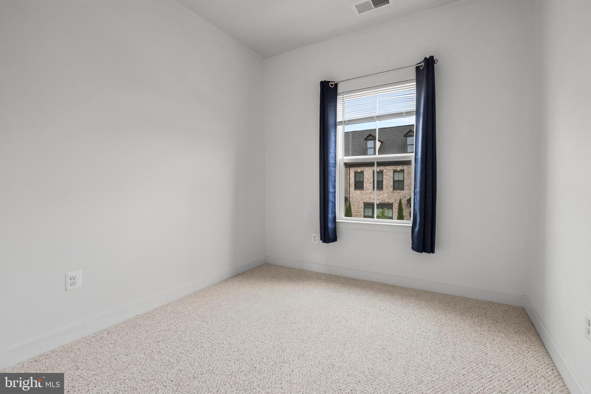 GREENLEIGH AT CROSSROADS - Residential