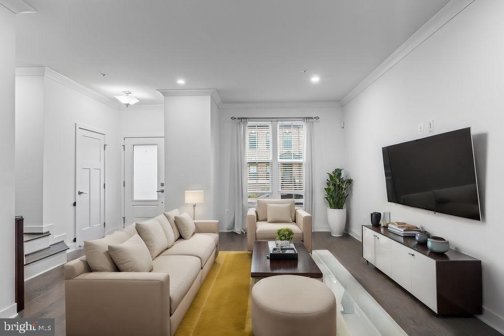 GREENLEIGH AT CROSSROADS - Residential