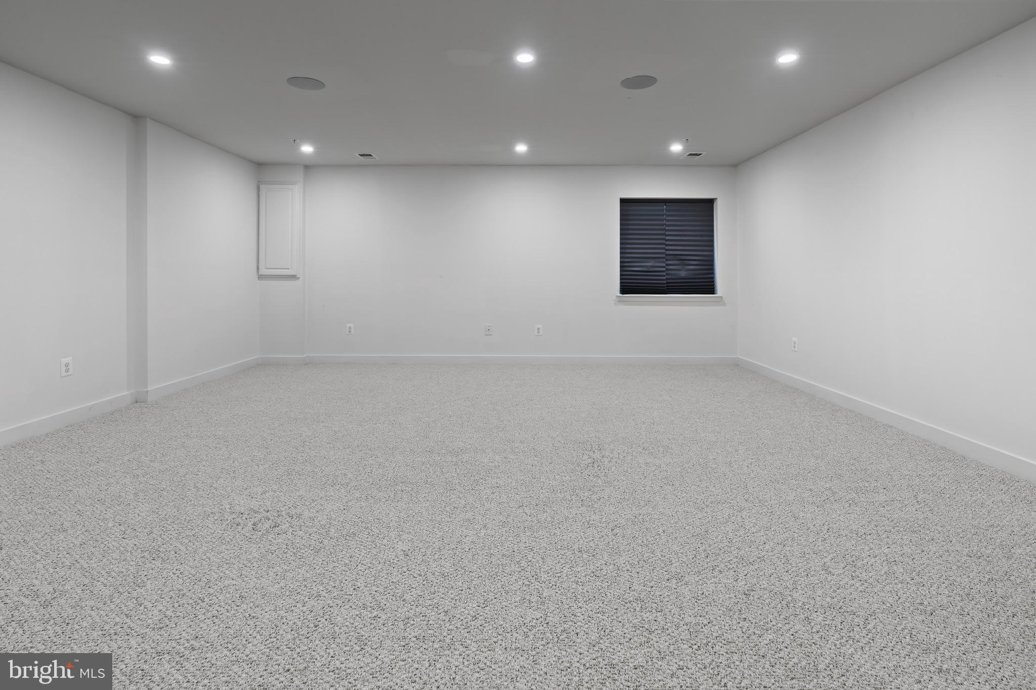 GREENLEIGH AT CROSSROADS - Residential