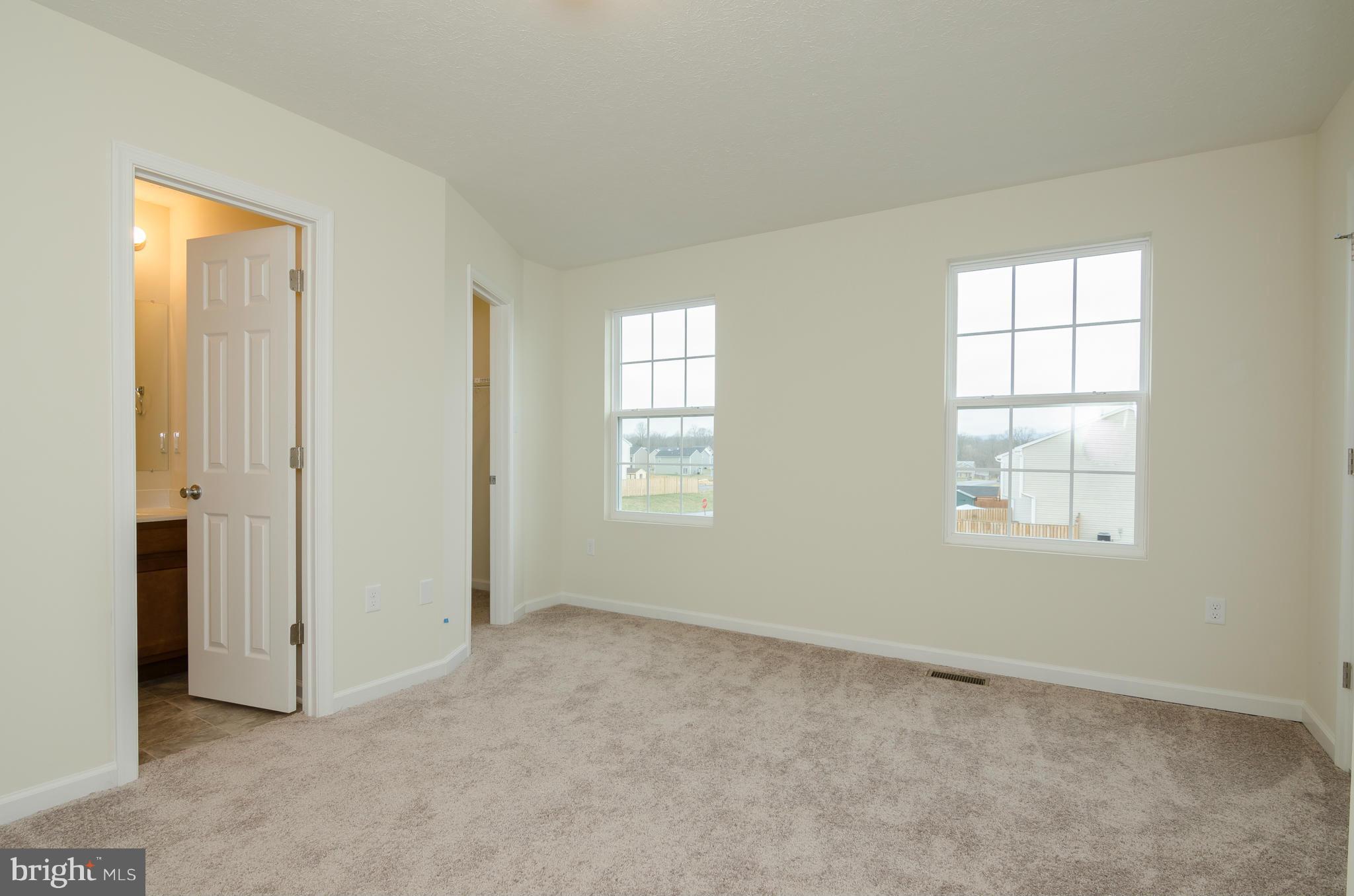 INWOOD VILLAGE - Residential