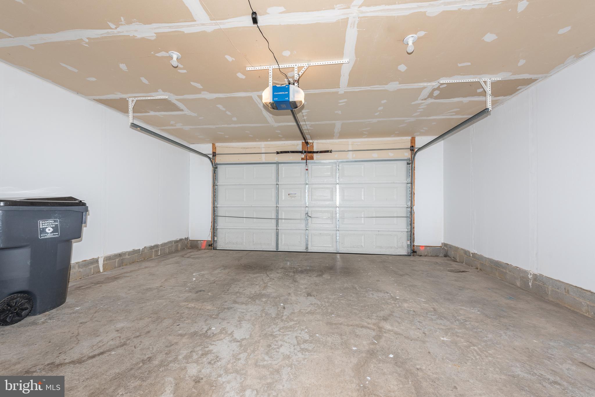 EAGLES LANDING AT WATERS EDGE - Residential