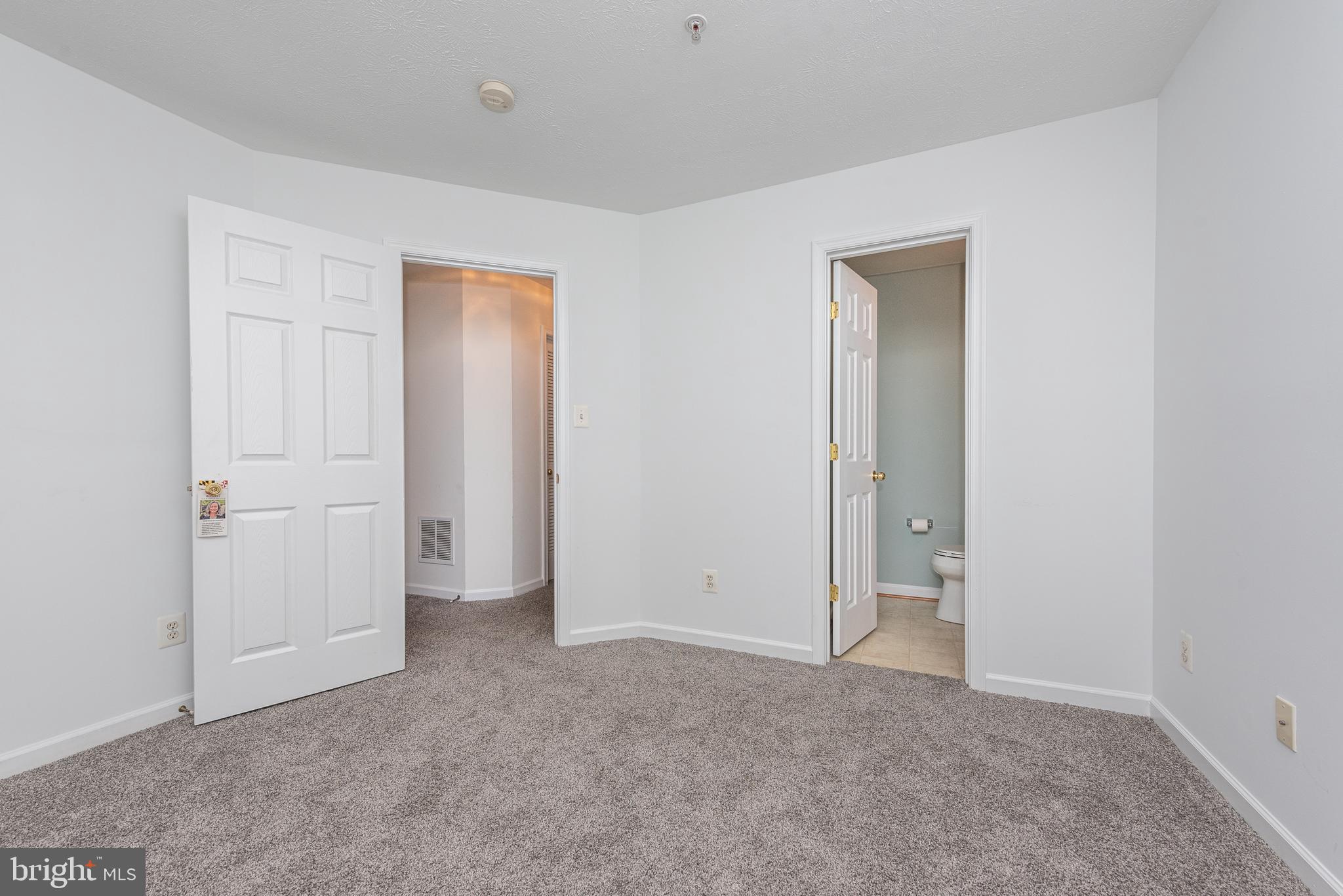 EAGLES LANDING AT WATERS EDGE - Residential