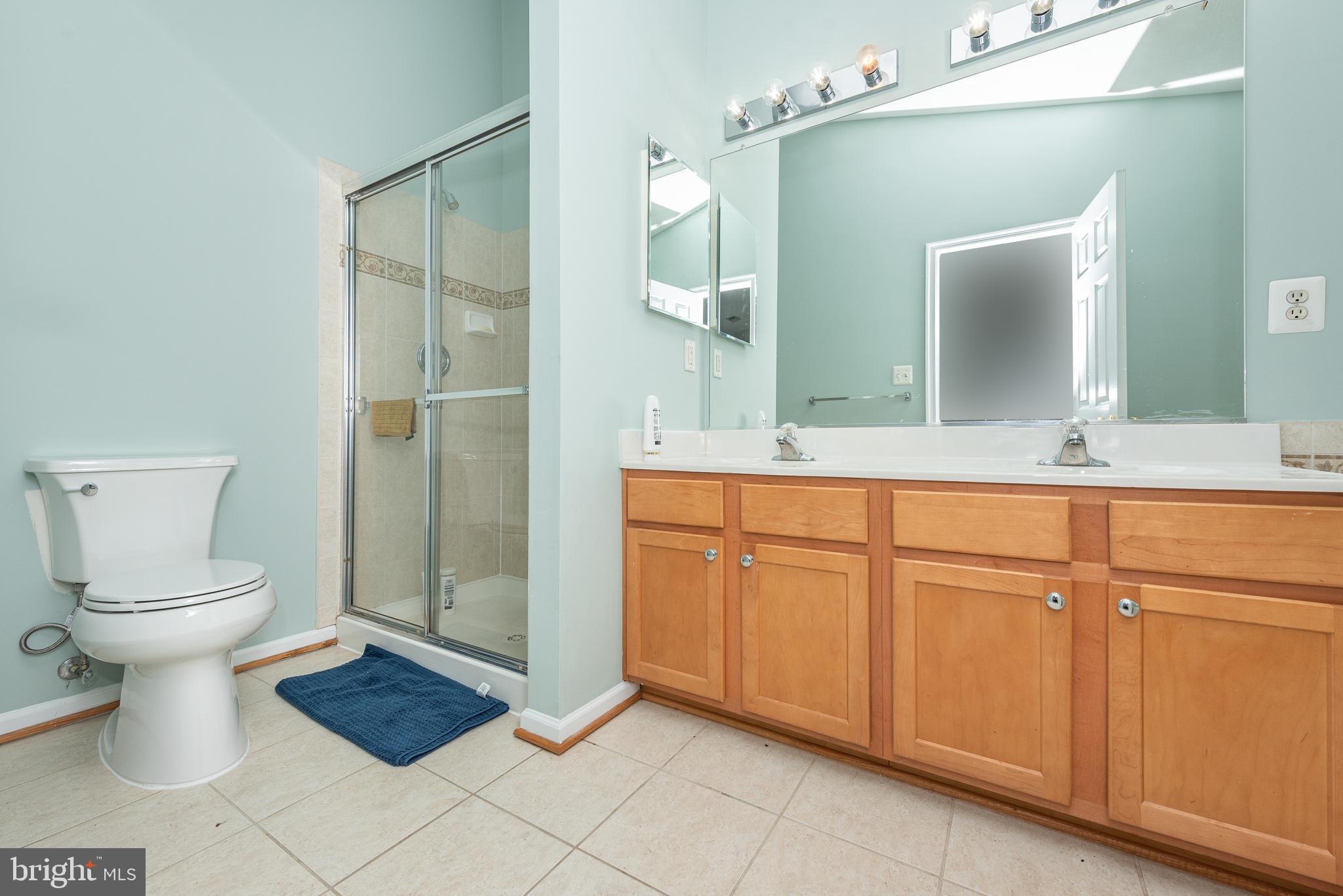 EAGLES LANDING AT WATERS EDGE - Residential