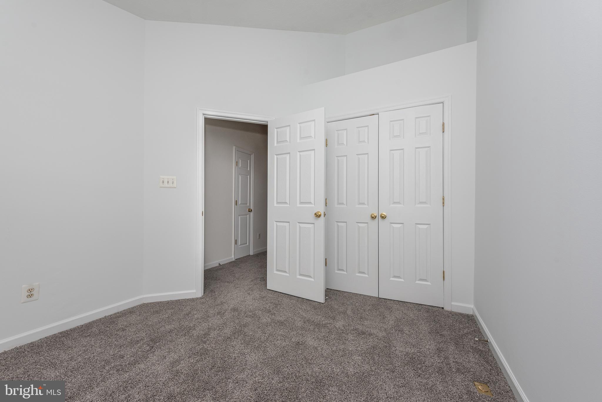 EAGLES LANDING AT WATERS EDGE - Residential