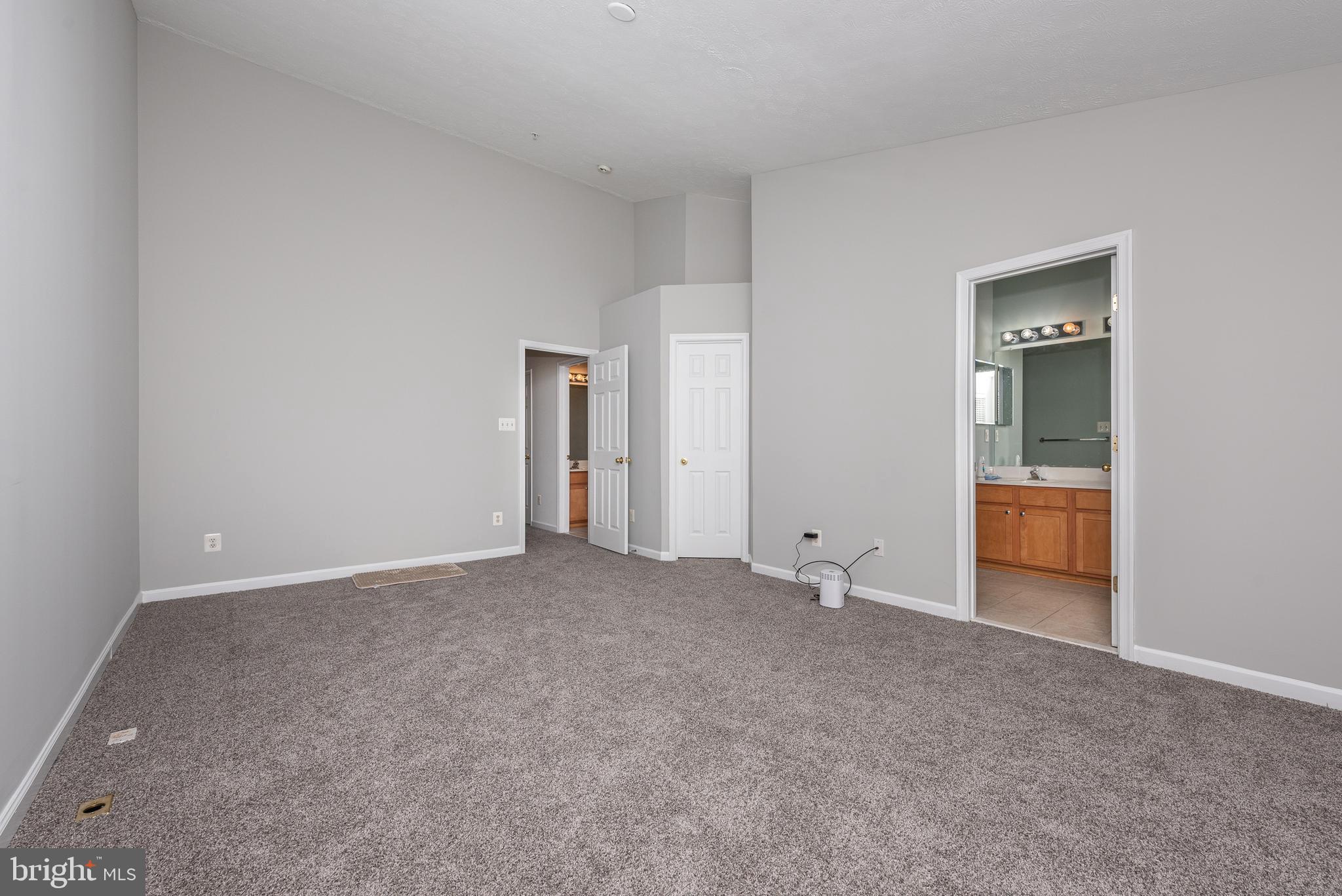 EAGLES LANDING AT WATERS EDGE - Residential