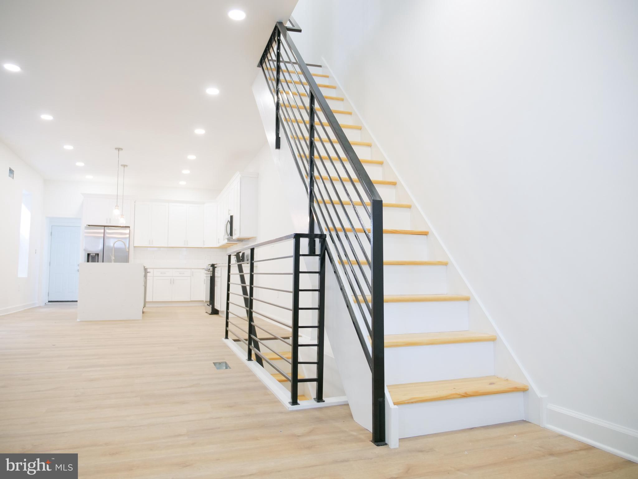 STRAWBERRY MANSION - Residential