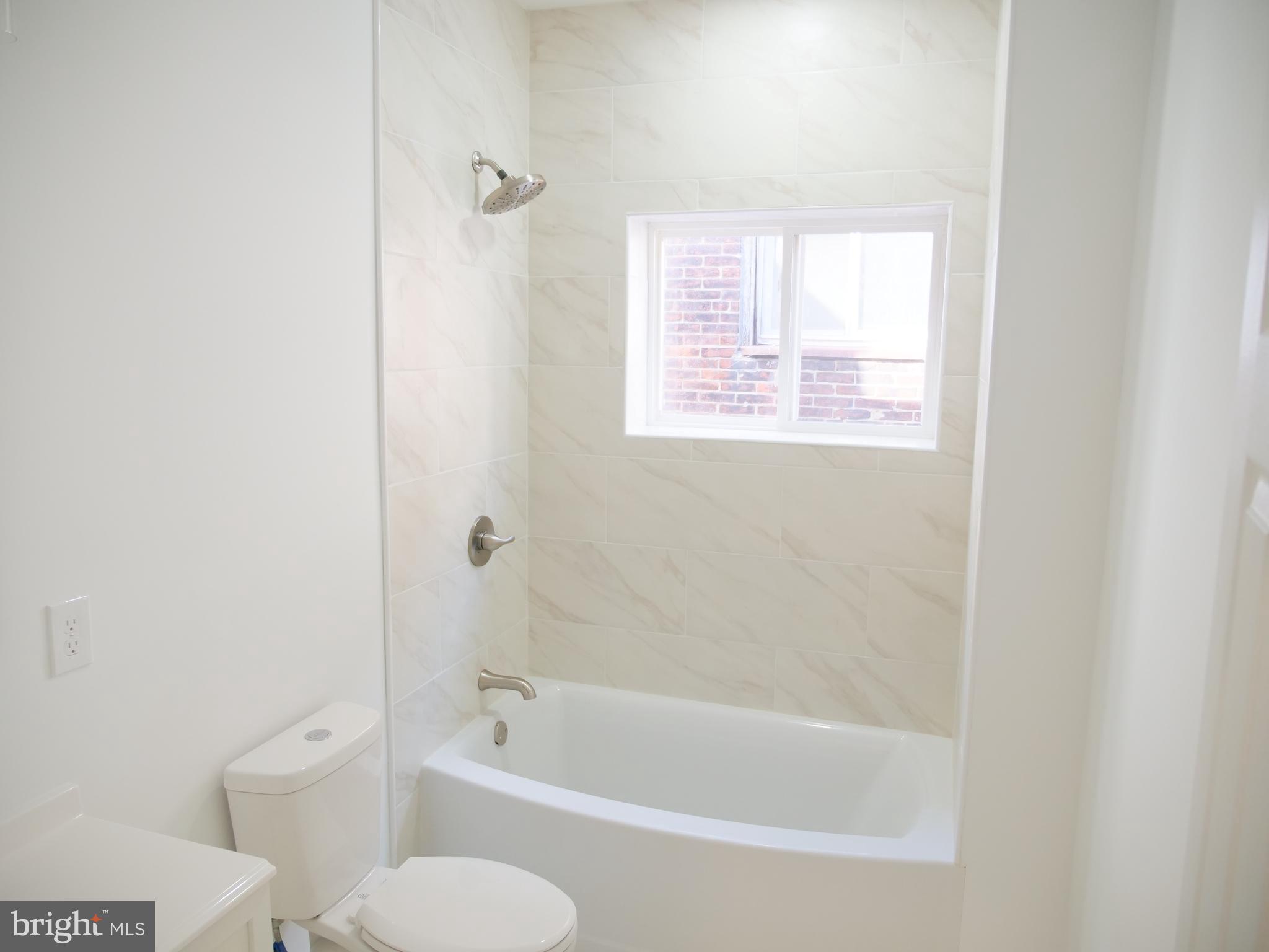 STRAWBERRY MANSION - Residential