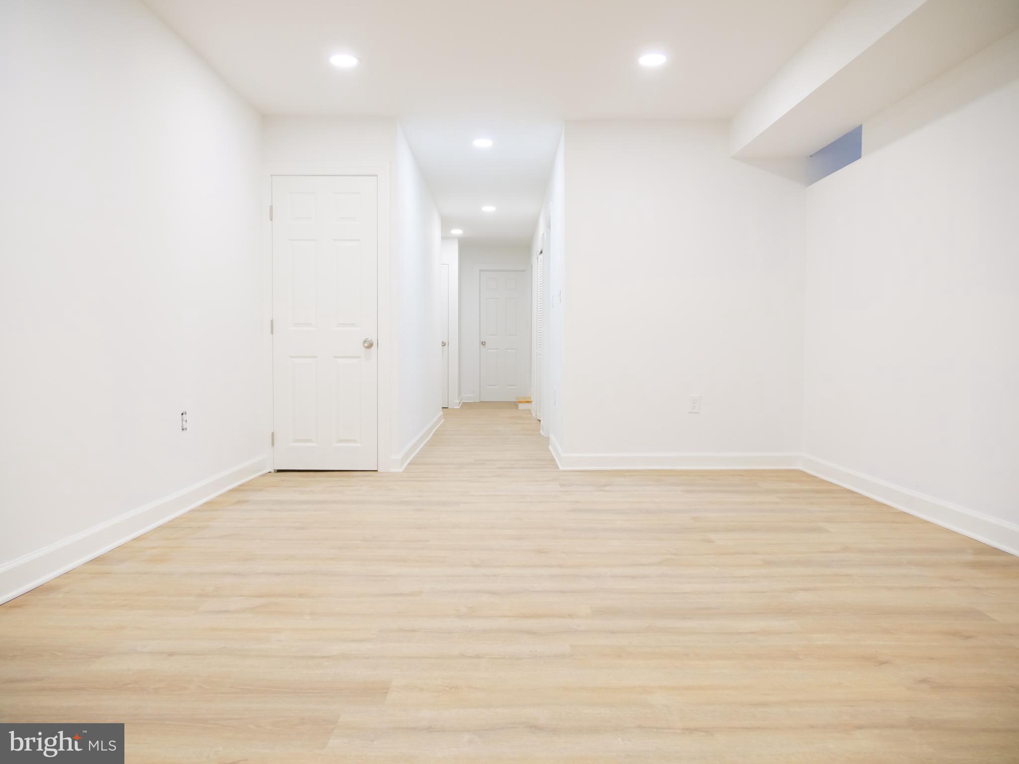 STRAWBERRY MANSION - Residential