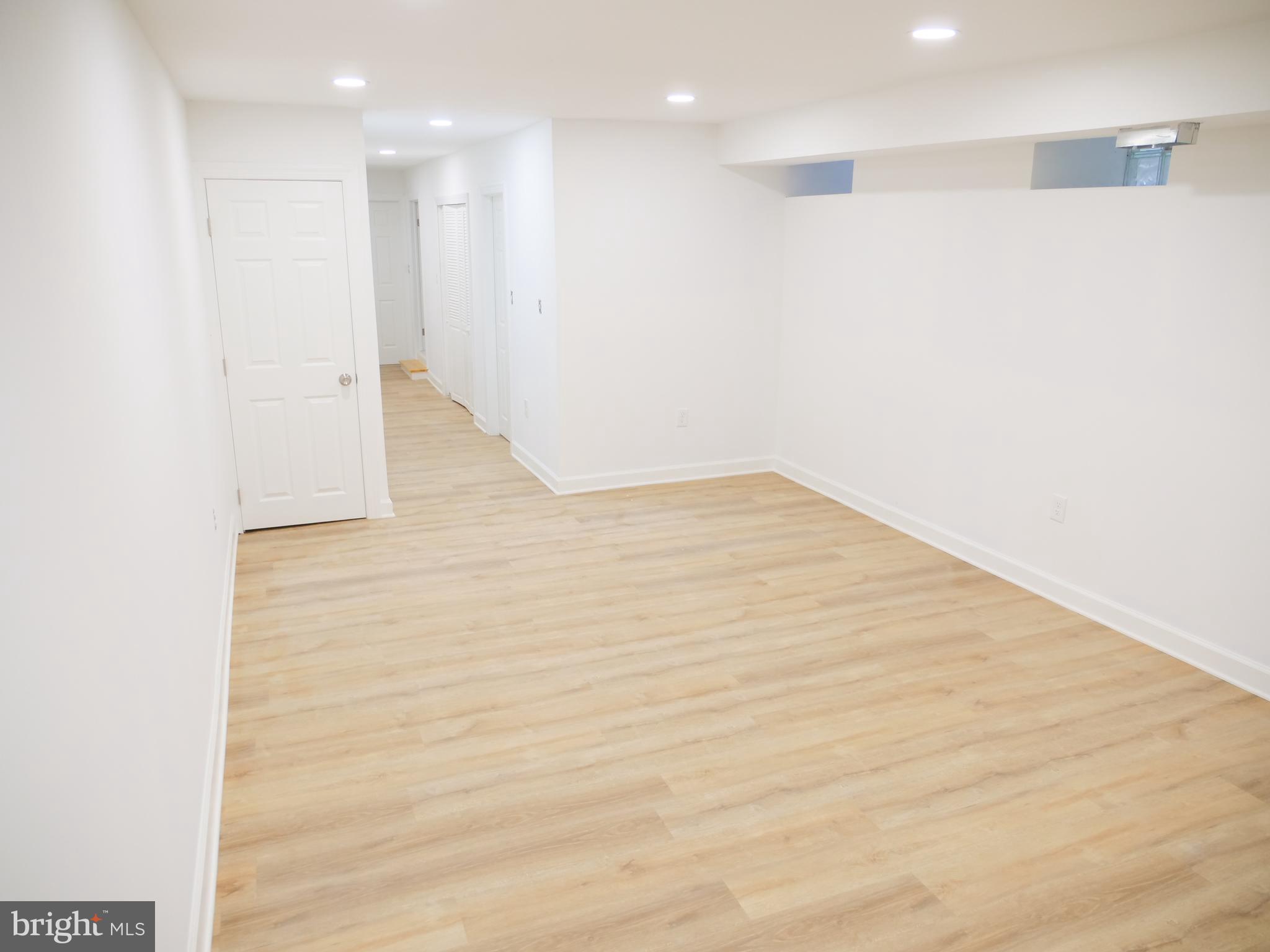 STRAWBERRY MANSION - Residential