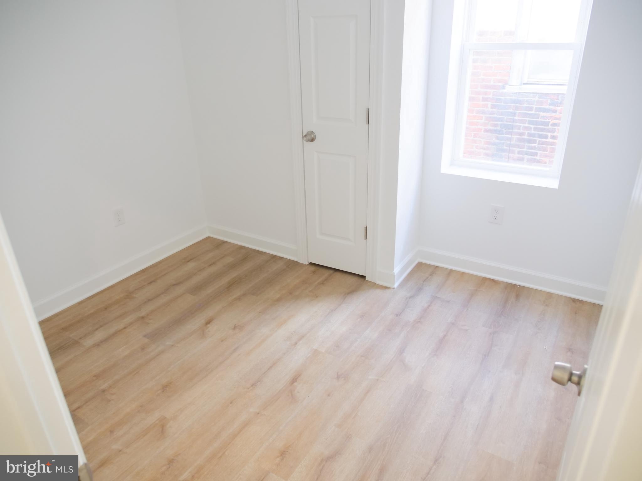 STRAWBERRY MANSION - Residential