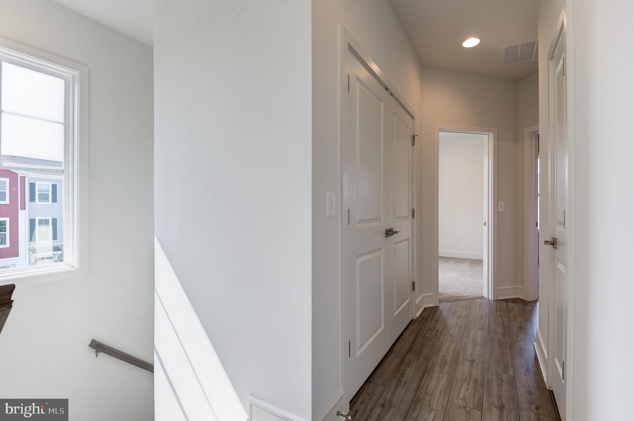 LAKE FREDERICK - Residential Lease