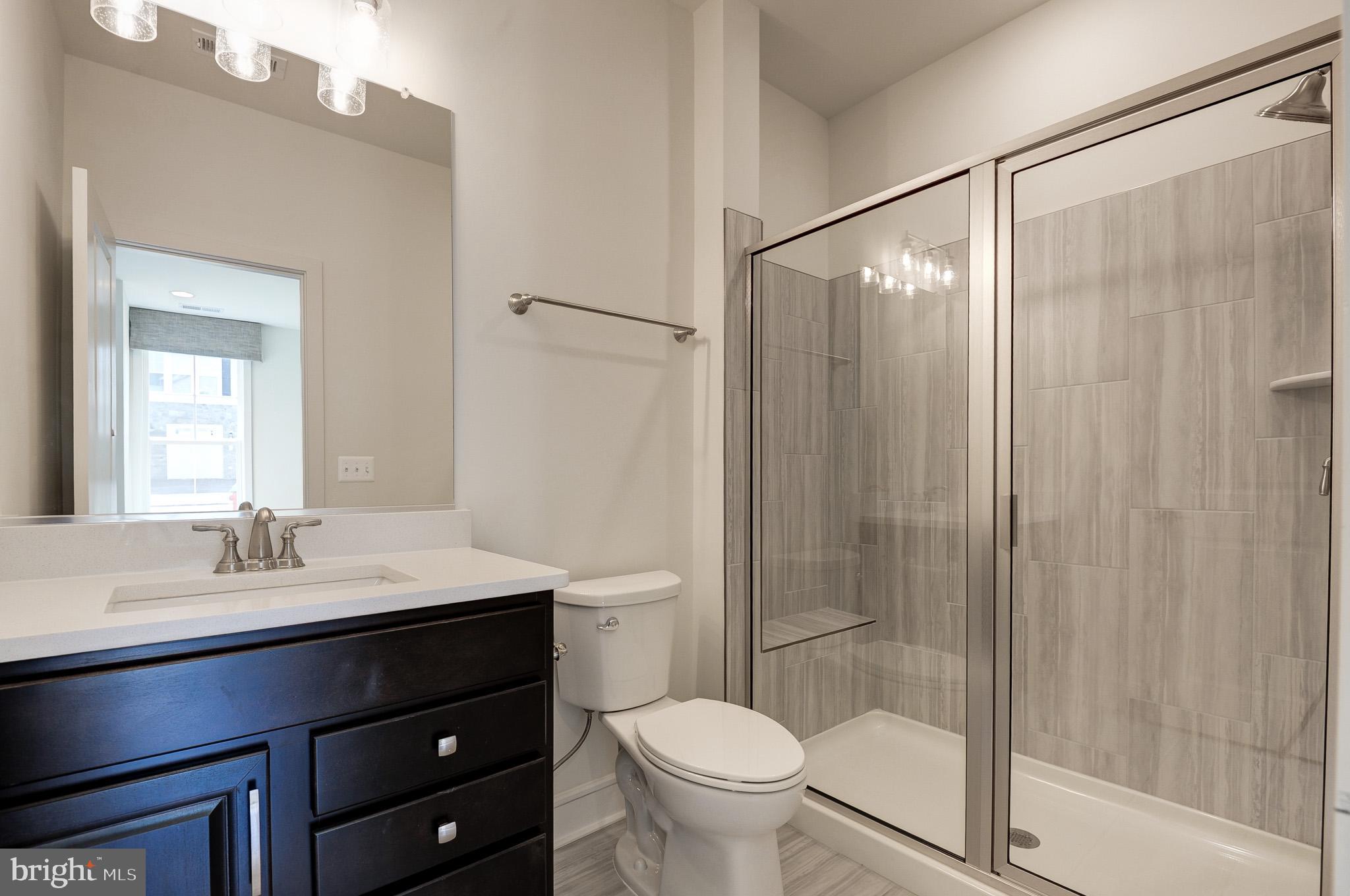 LAKE FREDERICK - Residential Lease