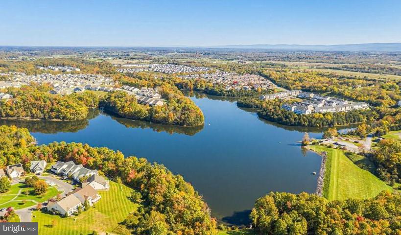 LAKE FREDERICK - Residential Lease