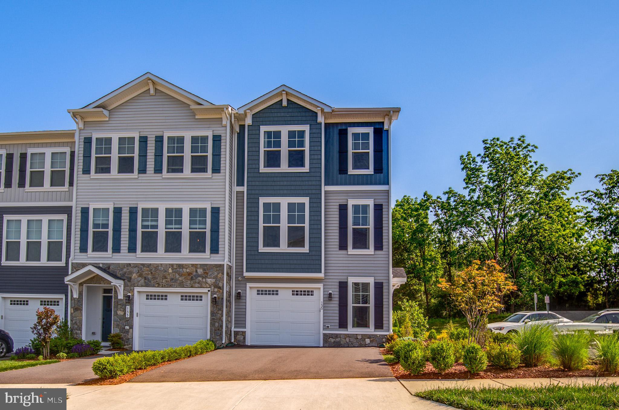 LAKE FREDERICK - Residential Lease