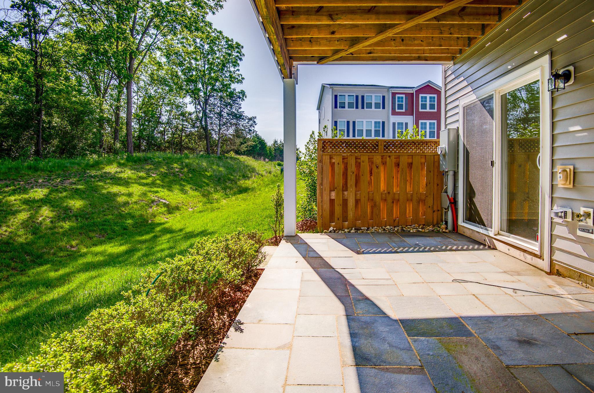 LAKE FREDERICK - Residential Lease