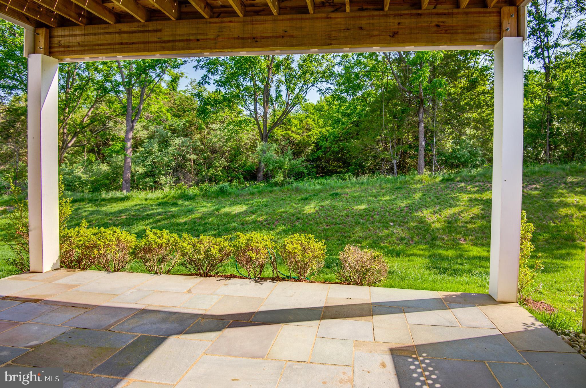 LAKE FREDERICK - Residential Lease