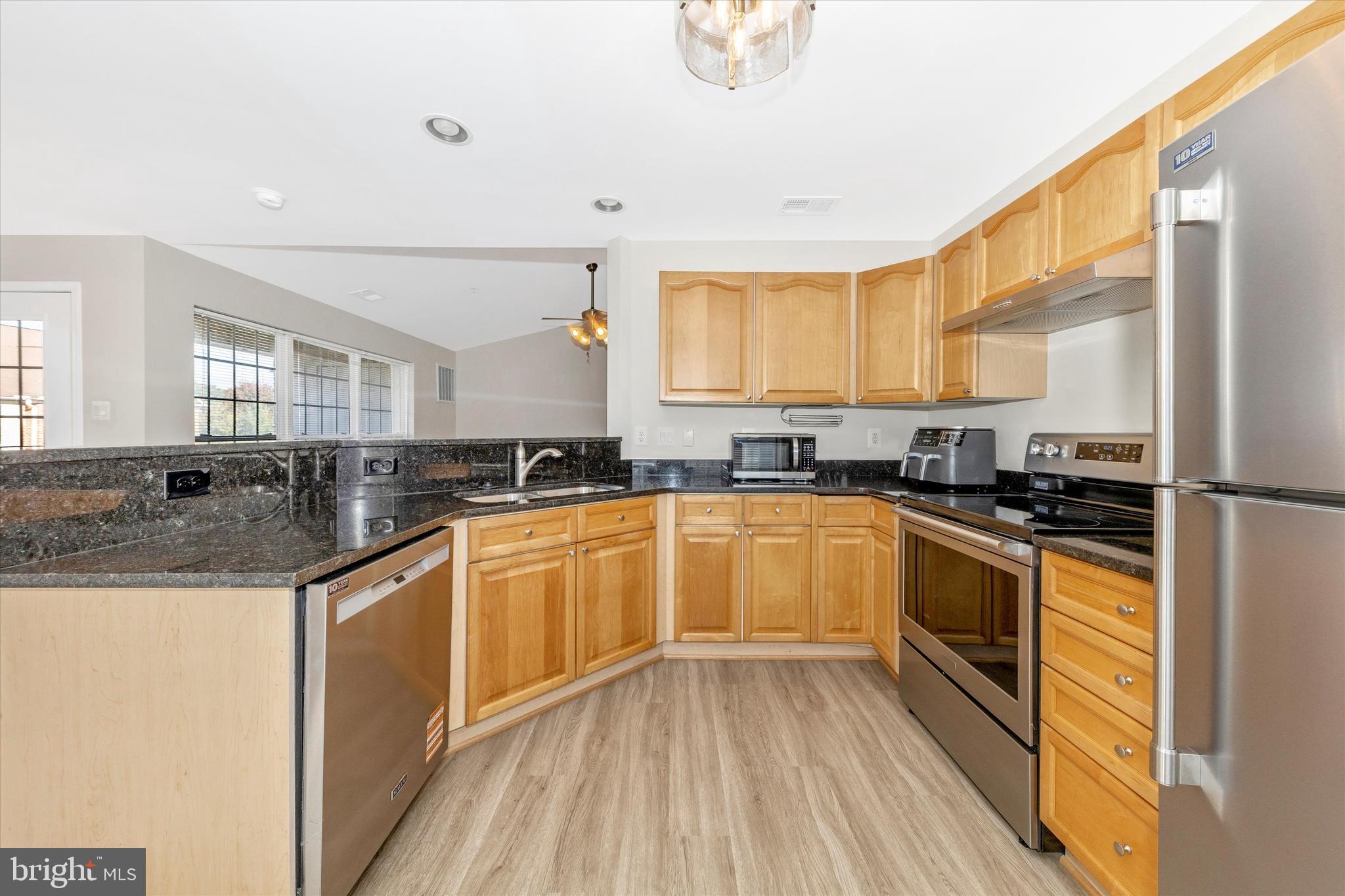 BALLENGER POINT CONDOS - Residential