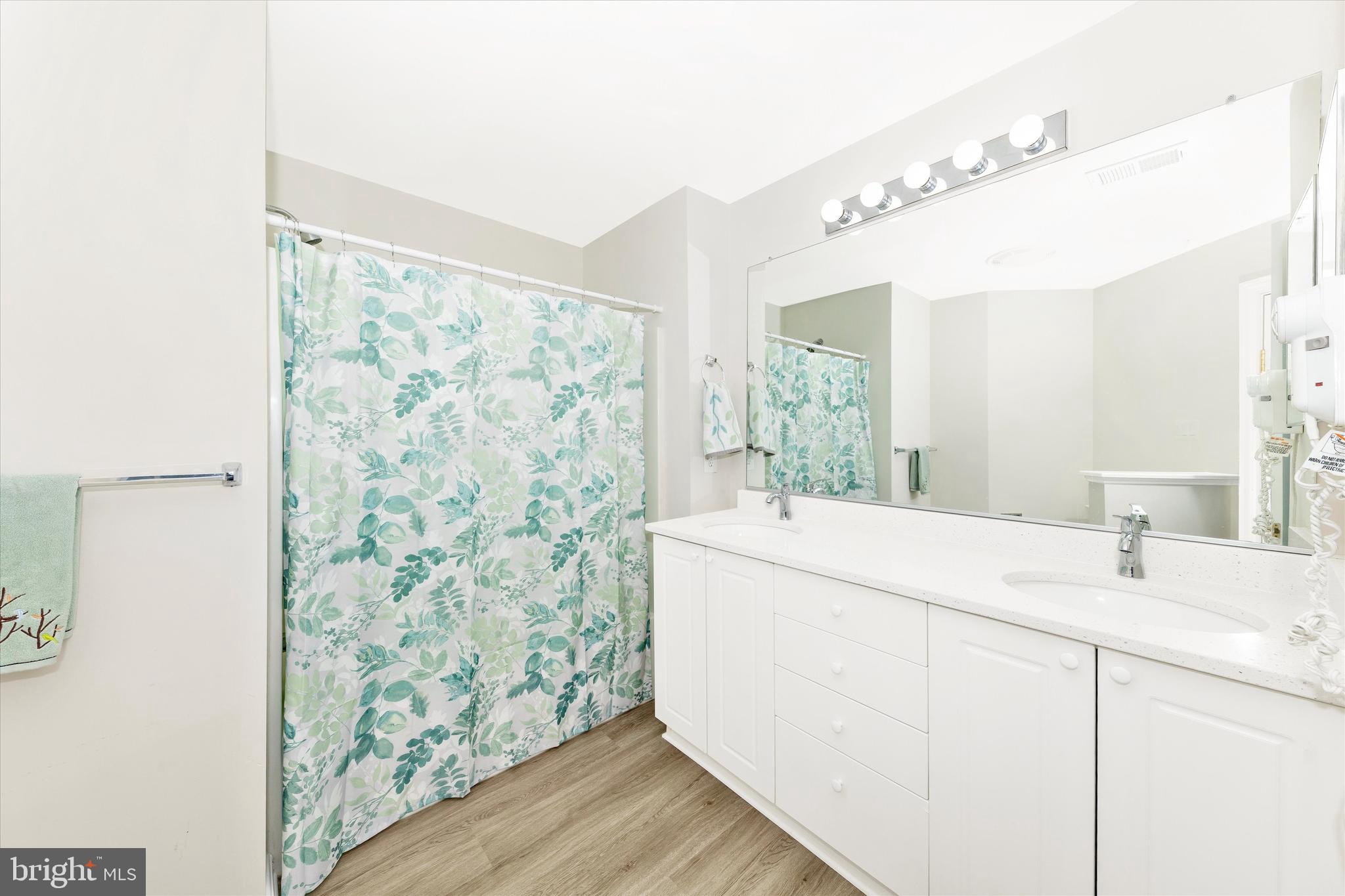 BALLENGER POINT CONDOS - Residential