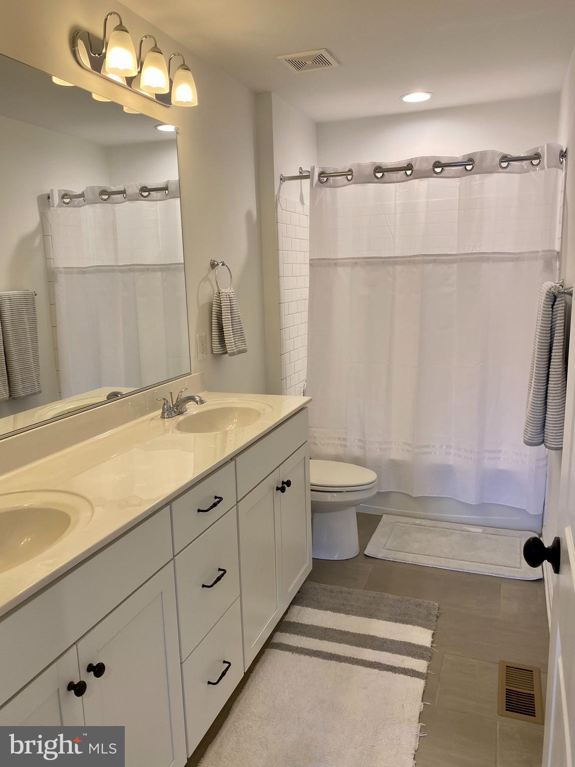 TANYARD COVE NORTH - Residential