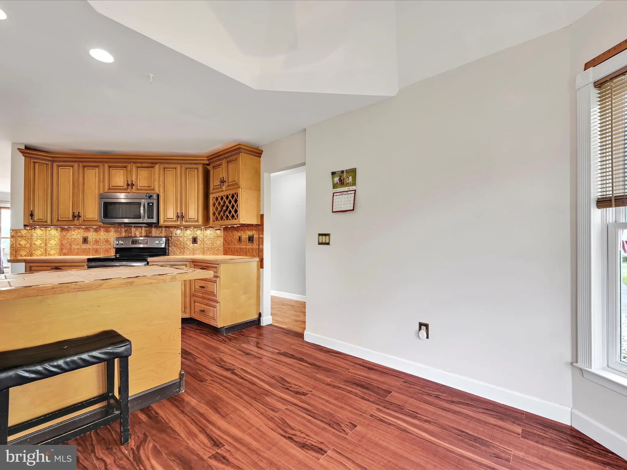 Auburn, Pennsylvania 17922, United States, 3 Bedrooms Bedrooms, ,3 BathroomsBathrooms,Residential,Active,212584